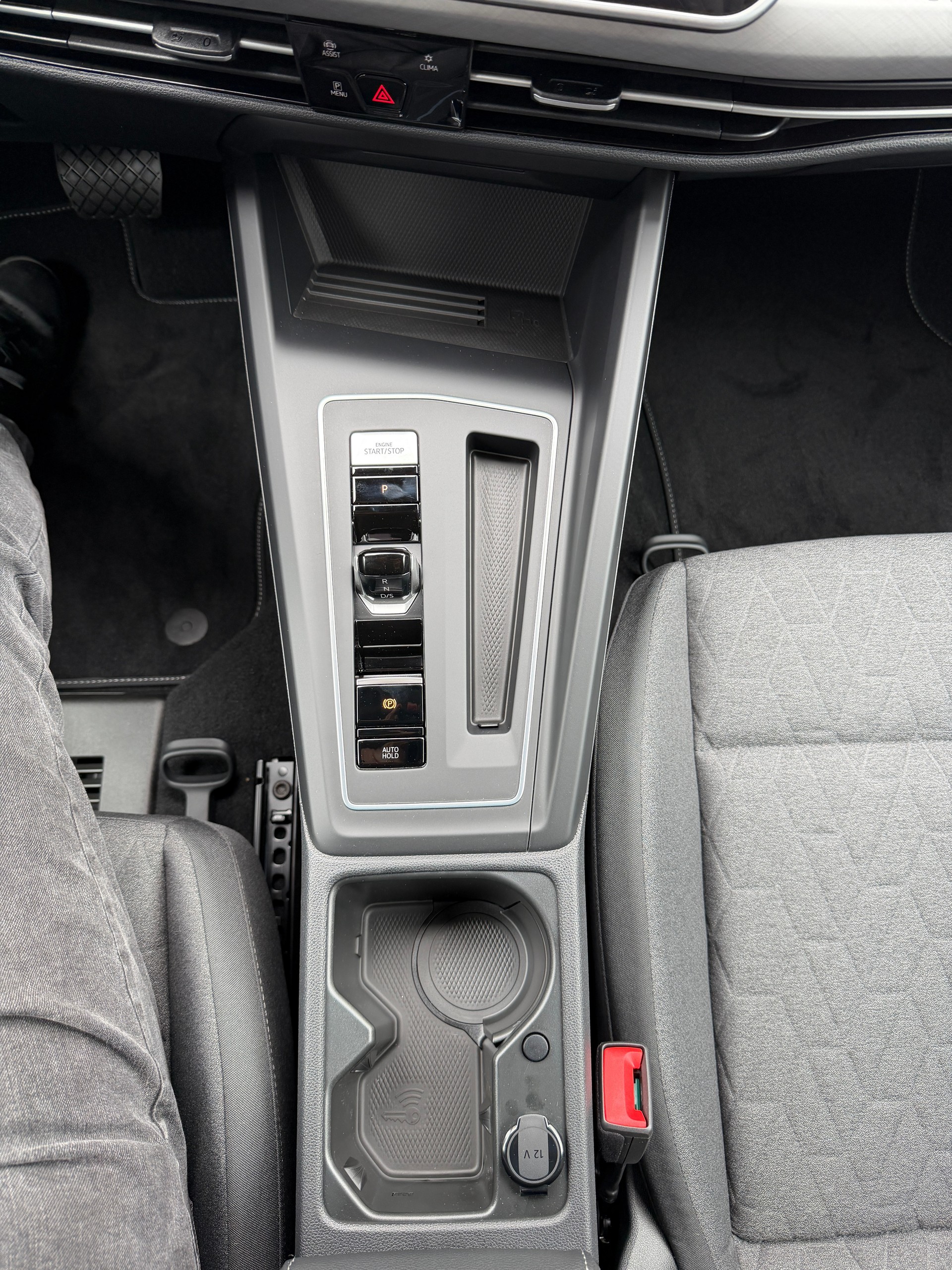 VW Golf 1.5 e TSI mHEV United DSG-image-19