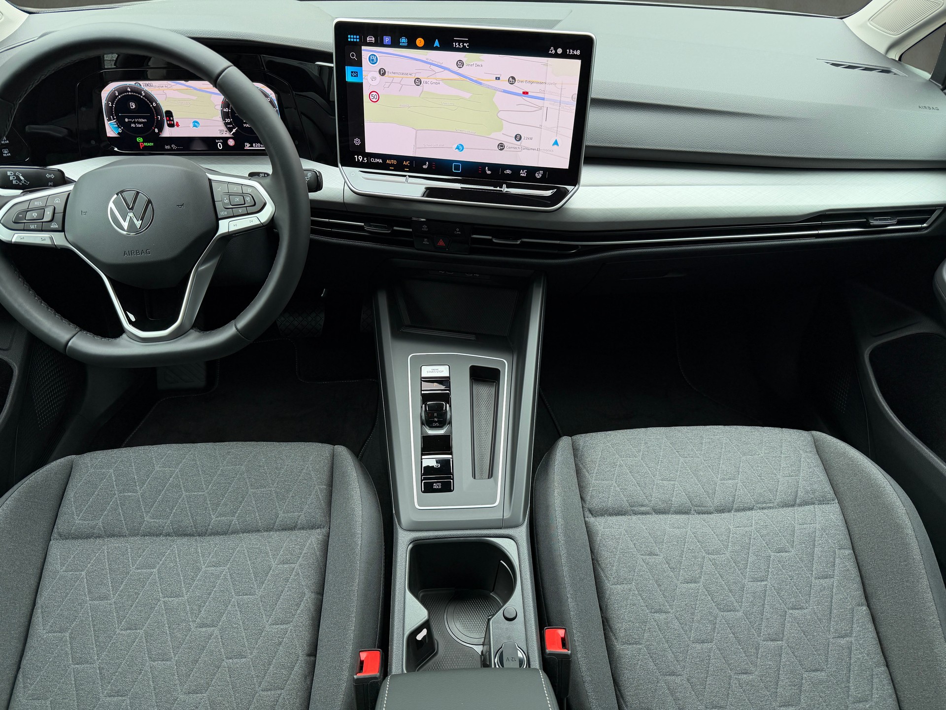 VW Golf 1.5 e TSI mHEV United DSG-image-8