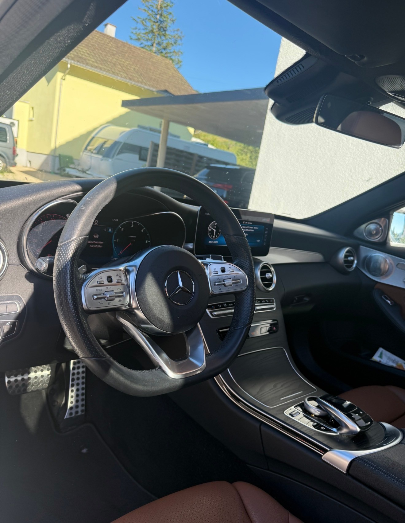 MERCEDES-BENZ C 220 d AMG Line 4Matic 9G-Tronic-image-4
