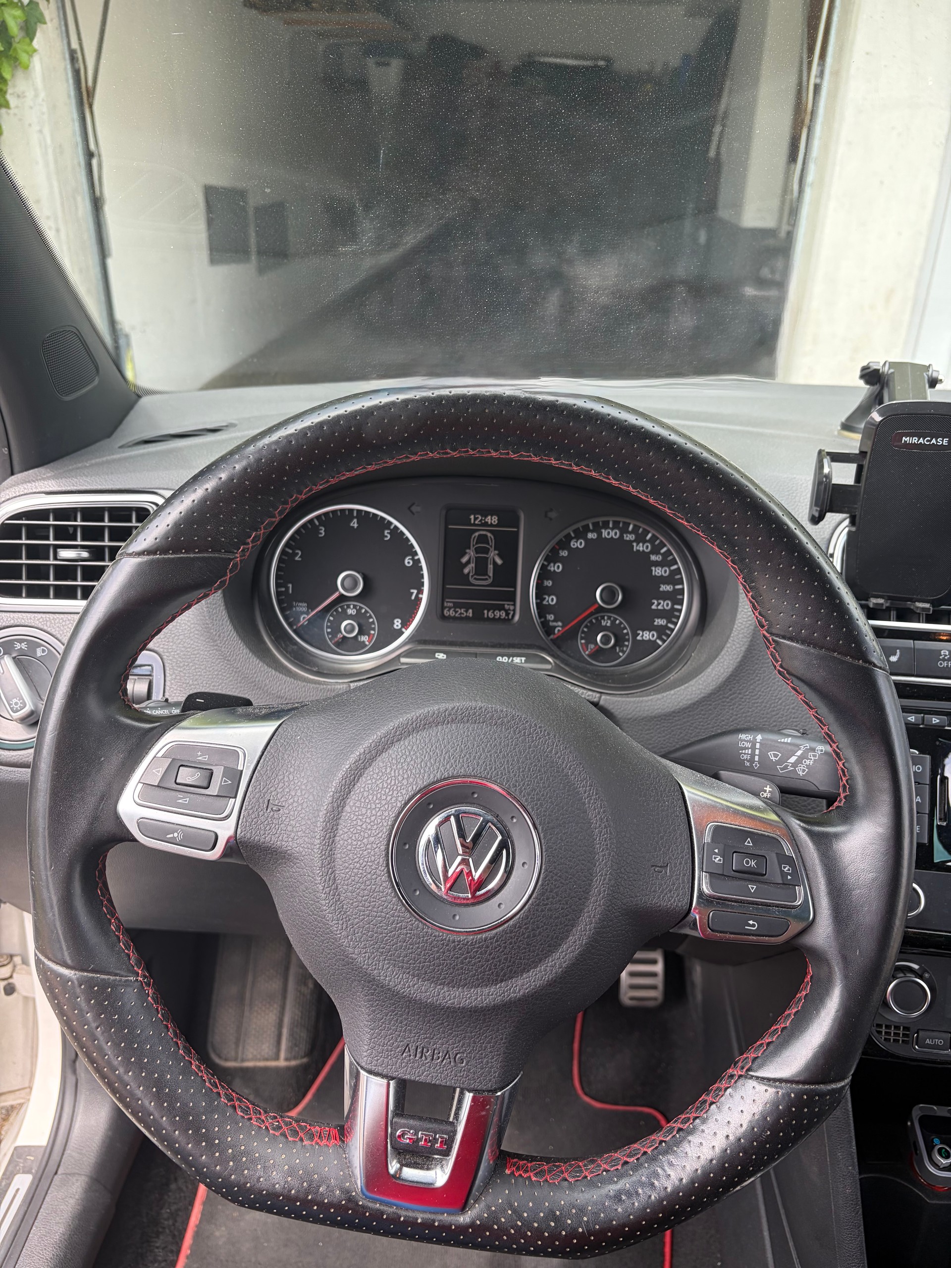 VW GTI-image-3