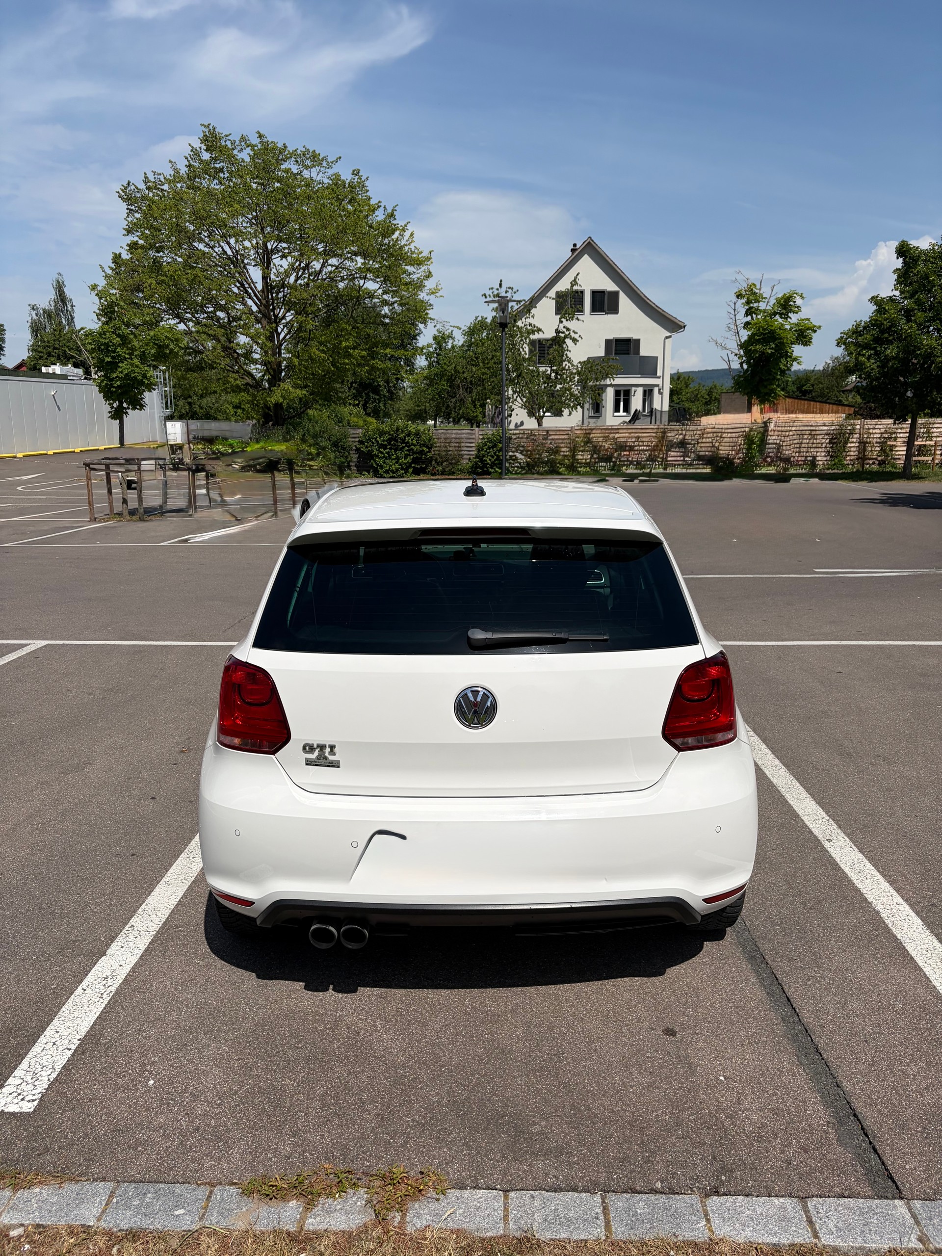 VW GTI-image-5