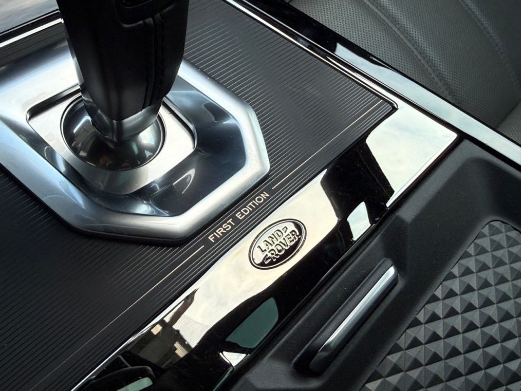 LAND ROVER Range Rover Evoque R-Dyn First Edi P 250 HSE AT9-image-5