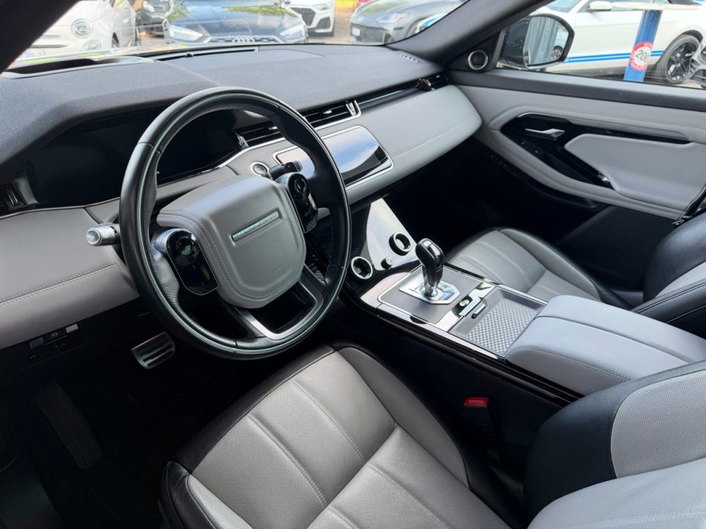 LAND ROVER Range Rover Evoque R-Dyn First Edi P 250 HSE AT9-showroom-element-3