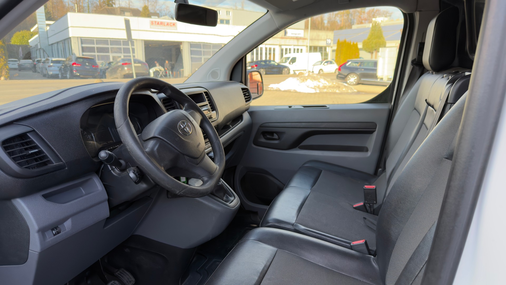 TOYOTA Proace 2.0D Panel Van L2 Luna-image-8