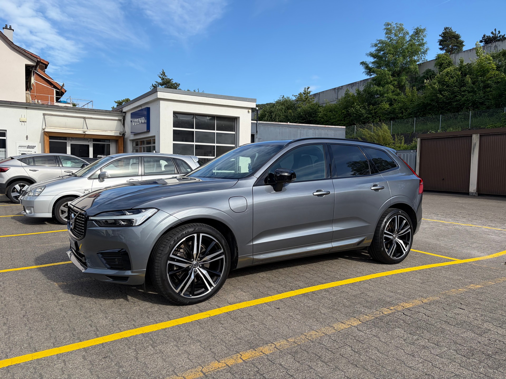 VOLVO 2.0 T8 TE R-Design eAWD-image-1
