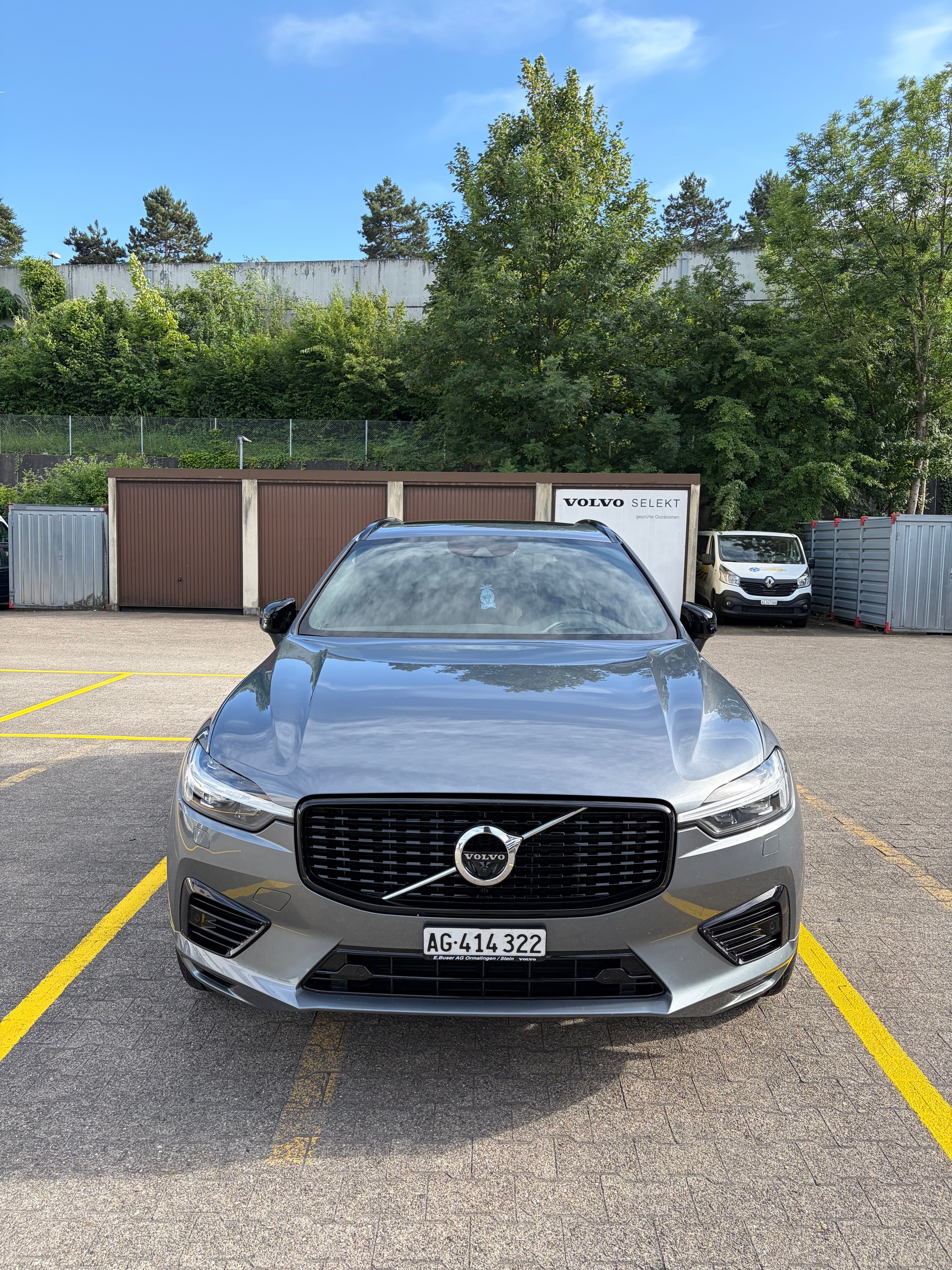 VOLVO 2.0 T8 TE R-Design eAWD-image-2