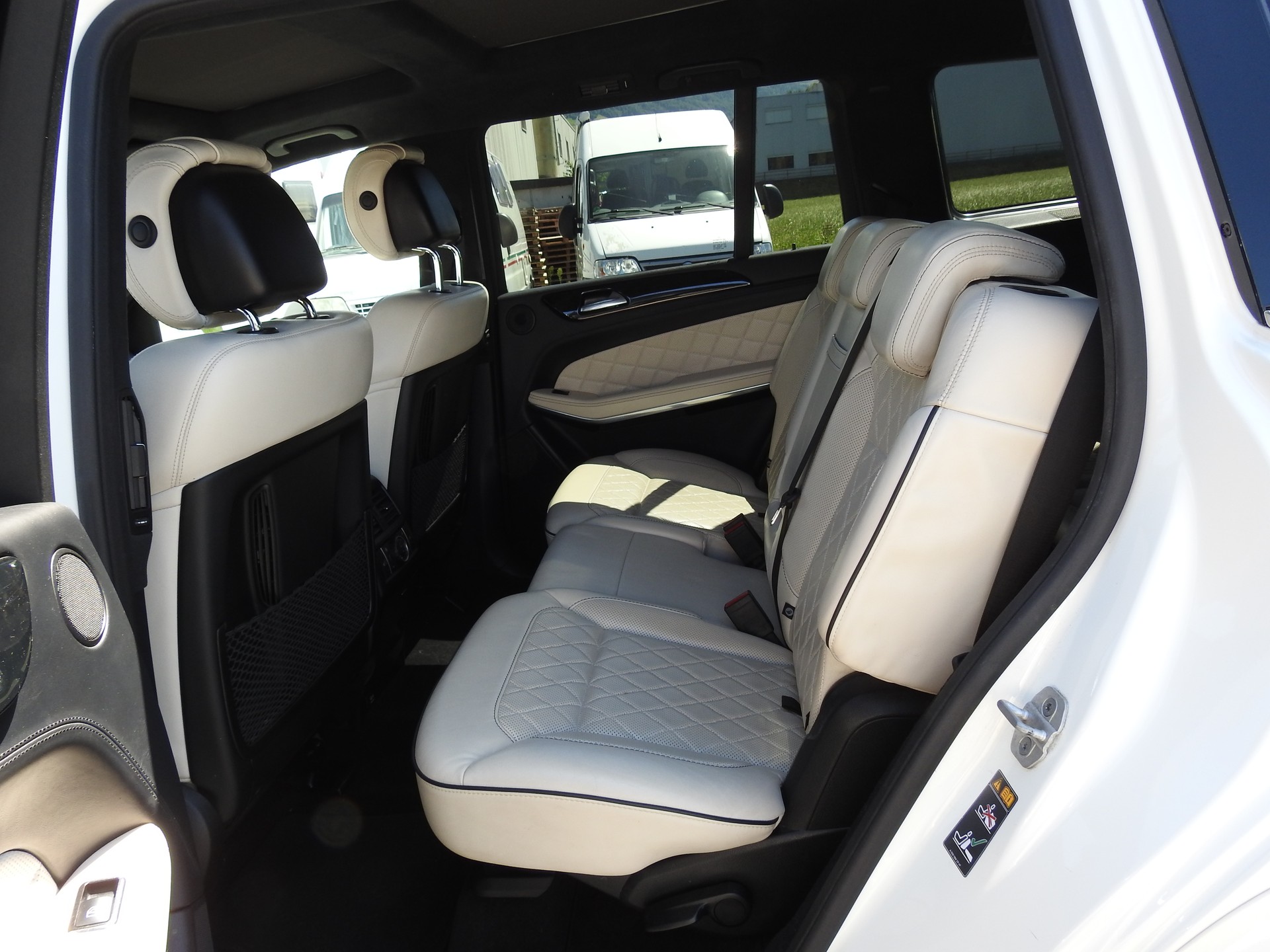 MERCEDES-BENZ GL 500 4Matic 7G-Tronic-image-14