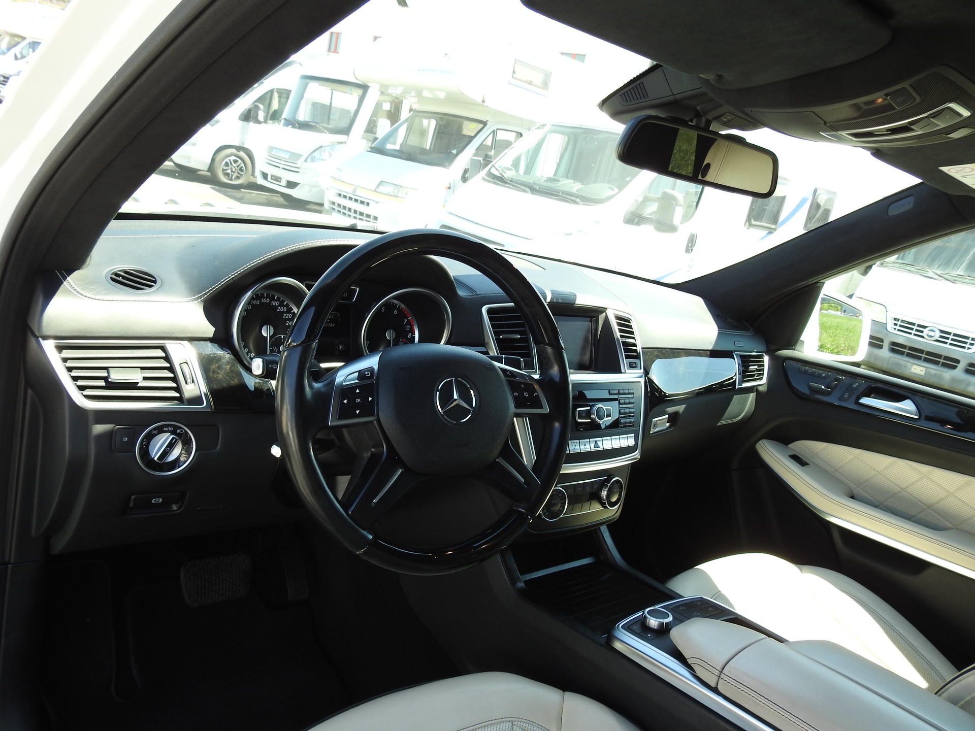 MERCEDES-BENZ GL 500 4Matic 7G-Tronic-image-12