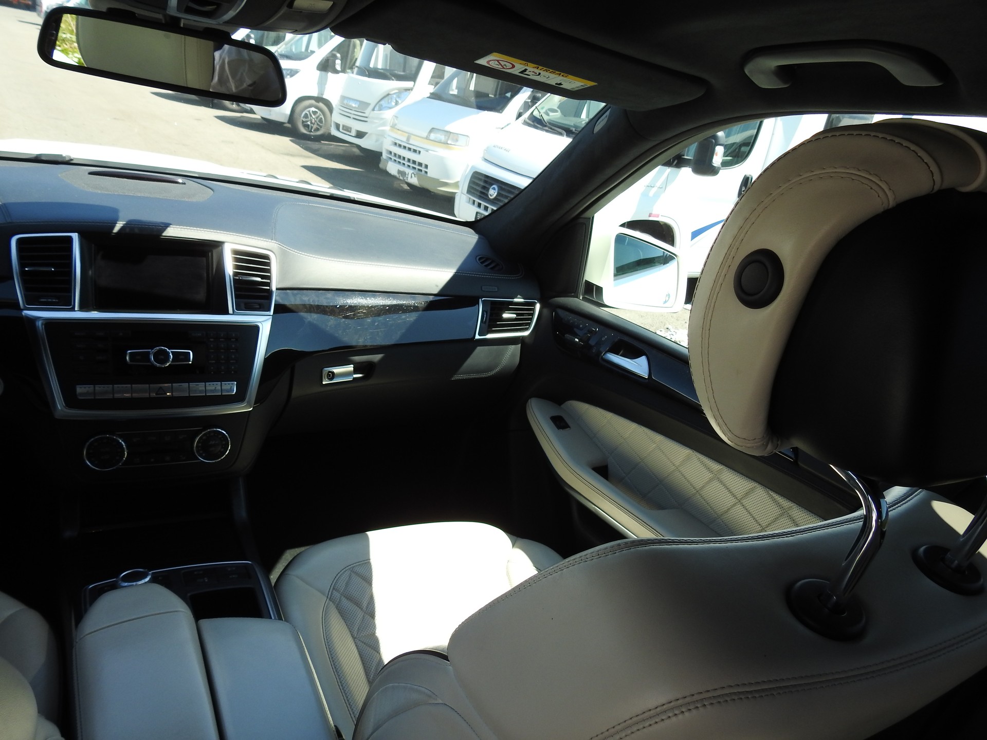MERCEDES-BENZ GL 500 4Matic 7G-Tronic-image-18