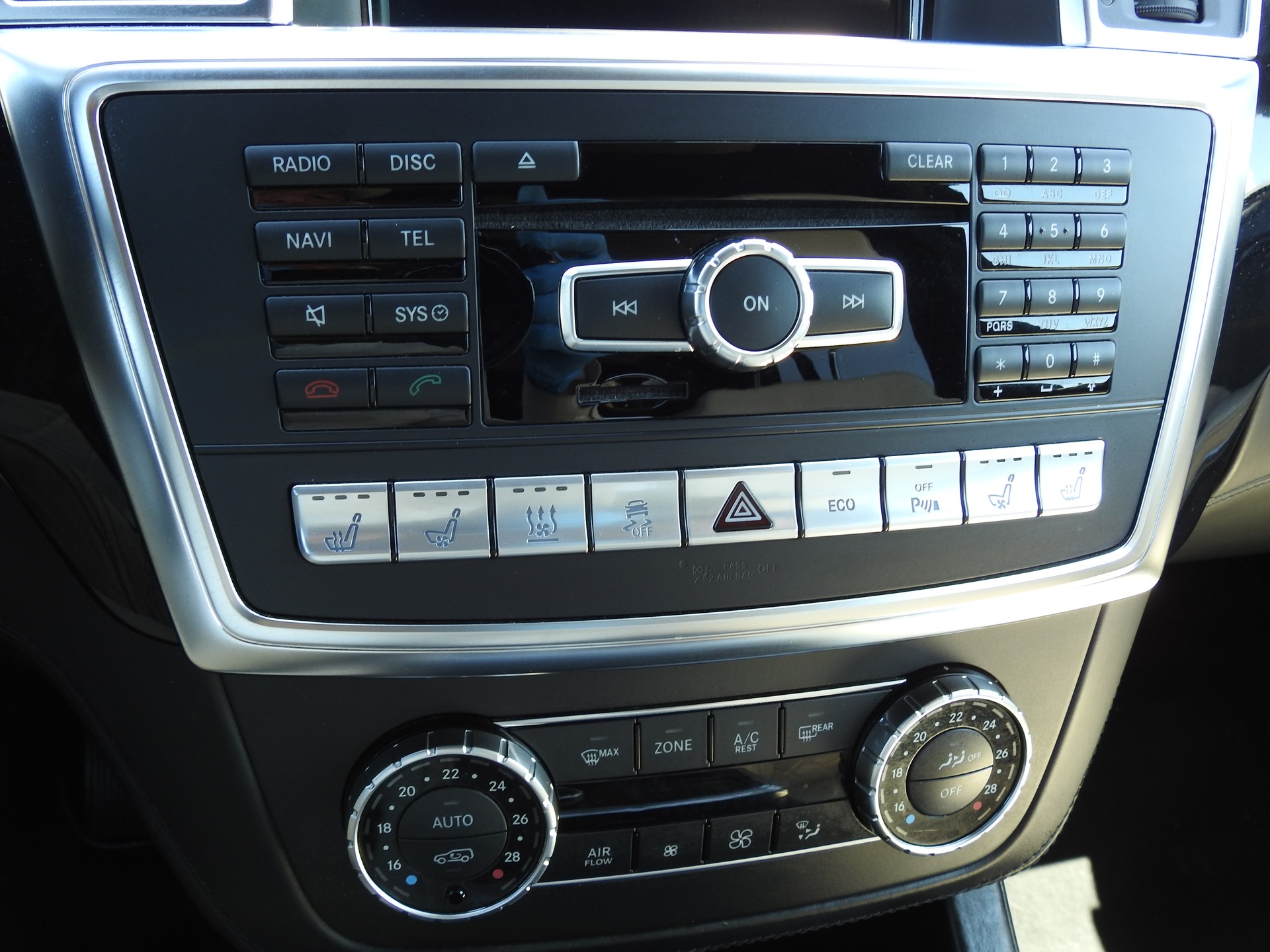 MERCEDES-BENZ GL 500 4Matic 7G-Tronic-image-21