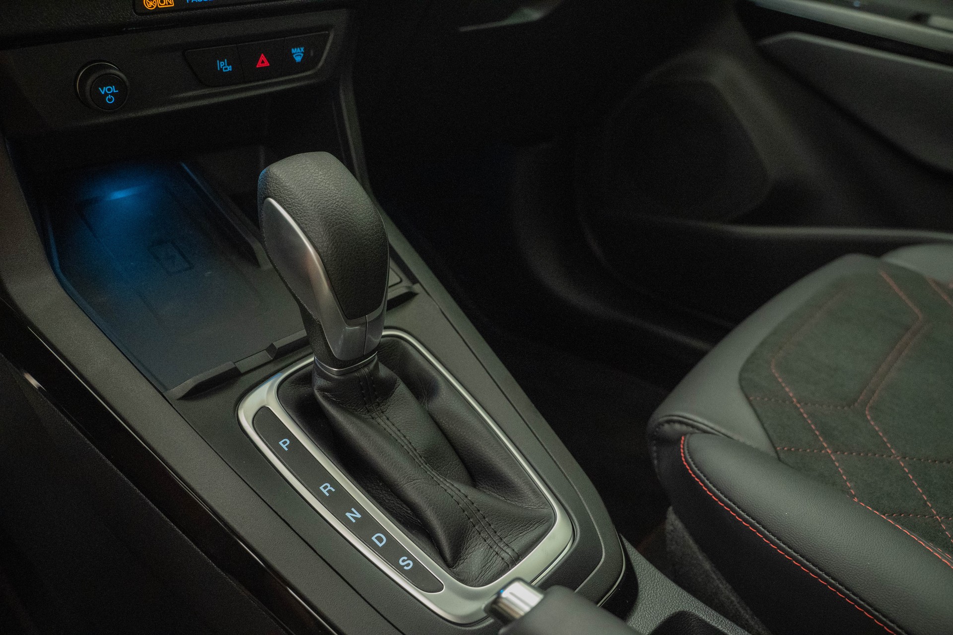 FORD Puma 1.0 EcoB Hybrid 155 ST-Line X-image-12