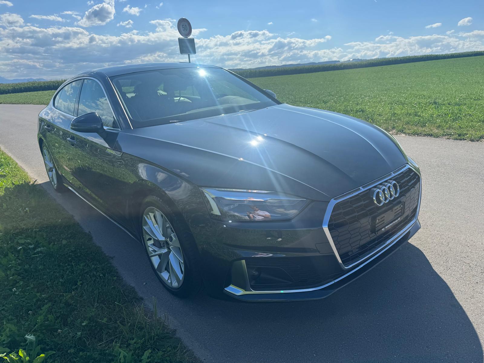 AUDI A5 Sportback 40 TFSI advanced S-tronic mit Anhängerkupplung-image-1