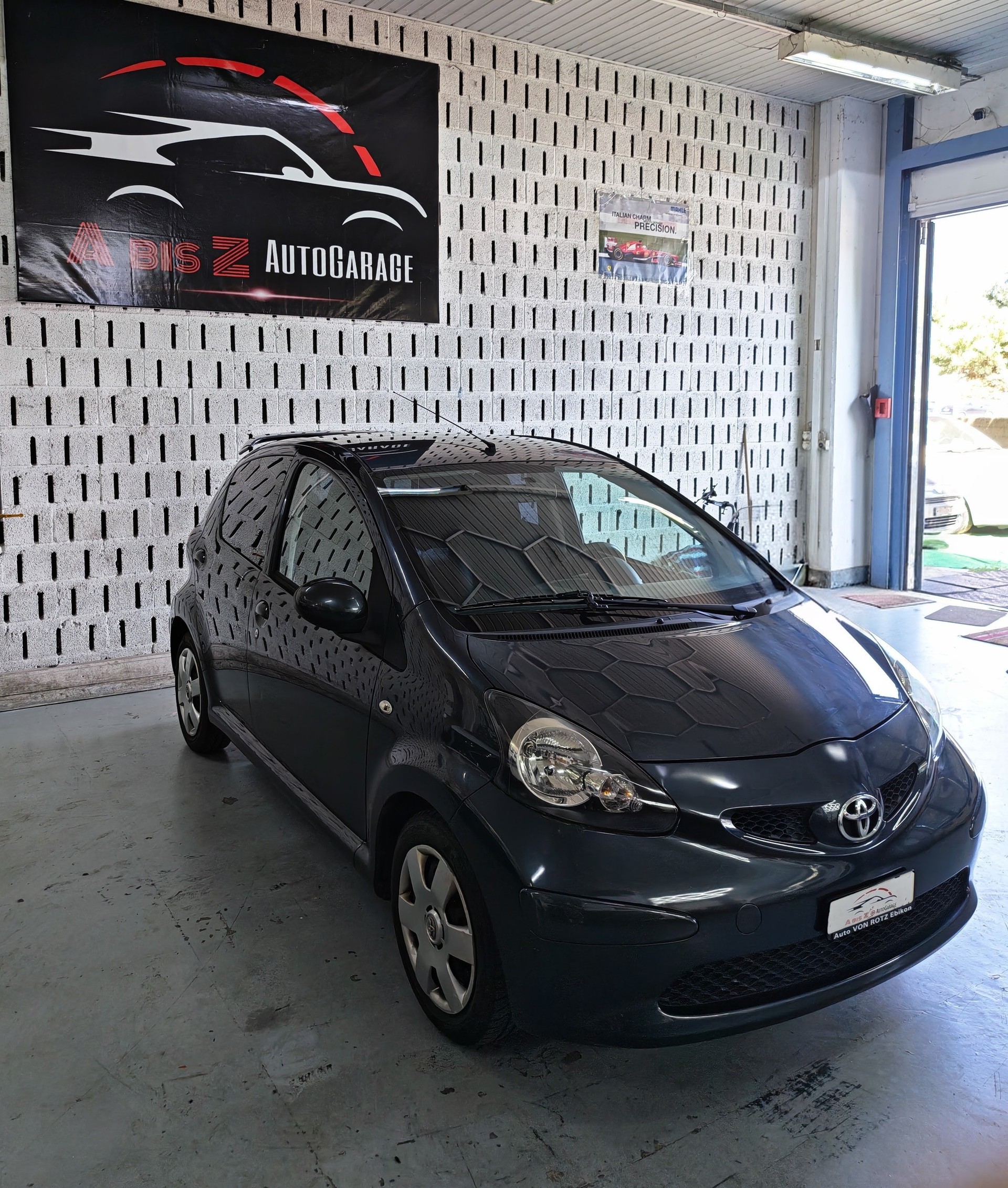 TOYOTA Aygo 1.0 Linea Sol-image-7