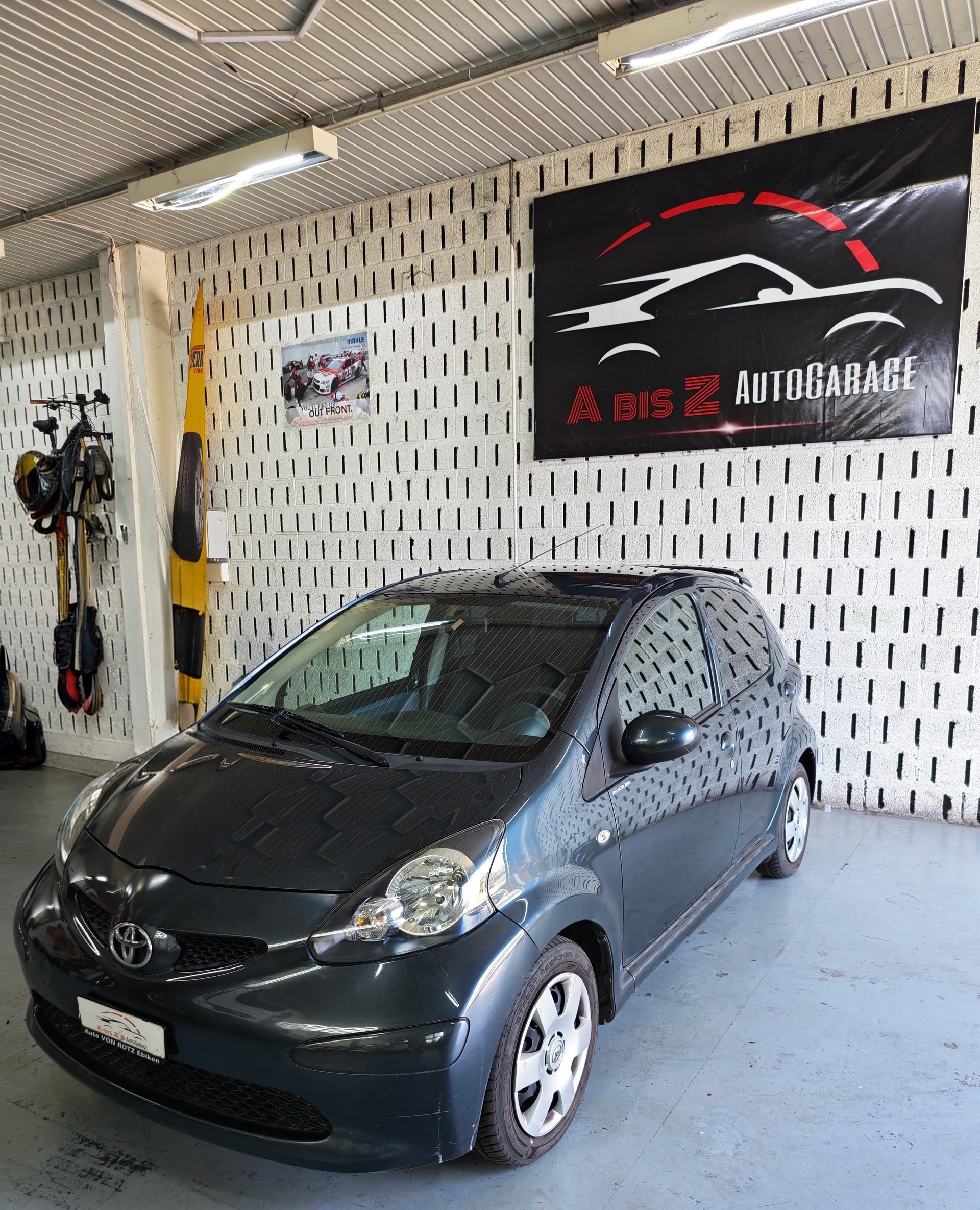 TOYOTA Aygo 1.0 Linea Sol-image-0