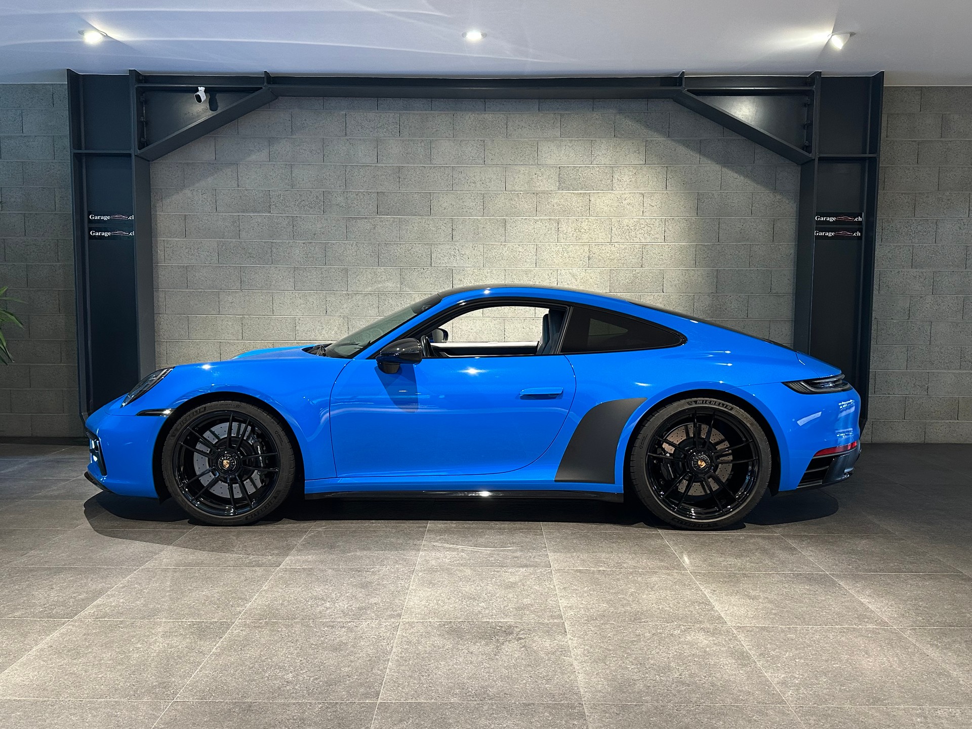 PORSCHE 911 Carrera GTS PDK-image-0