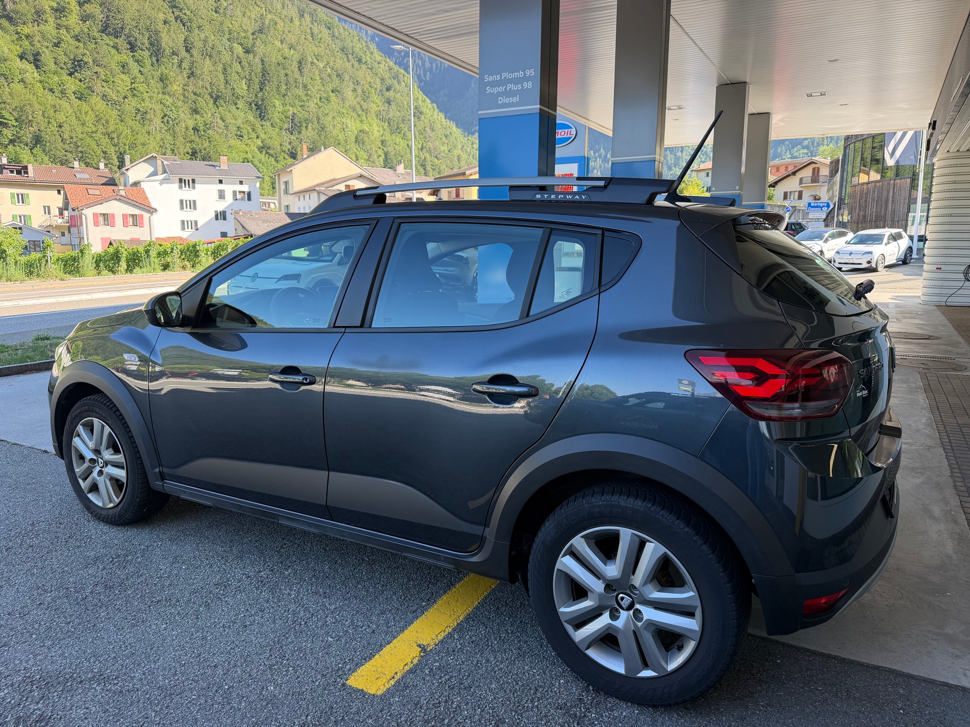DACIA Sandero Stepway TCe 90 Comfort-image-1