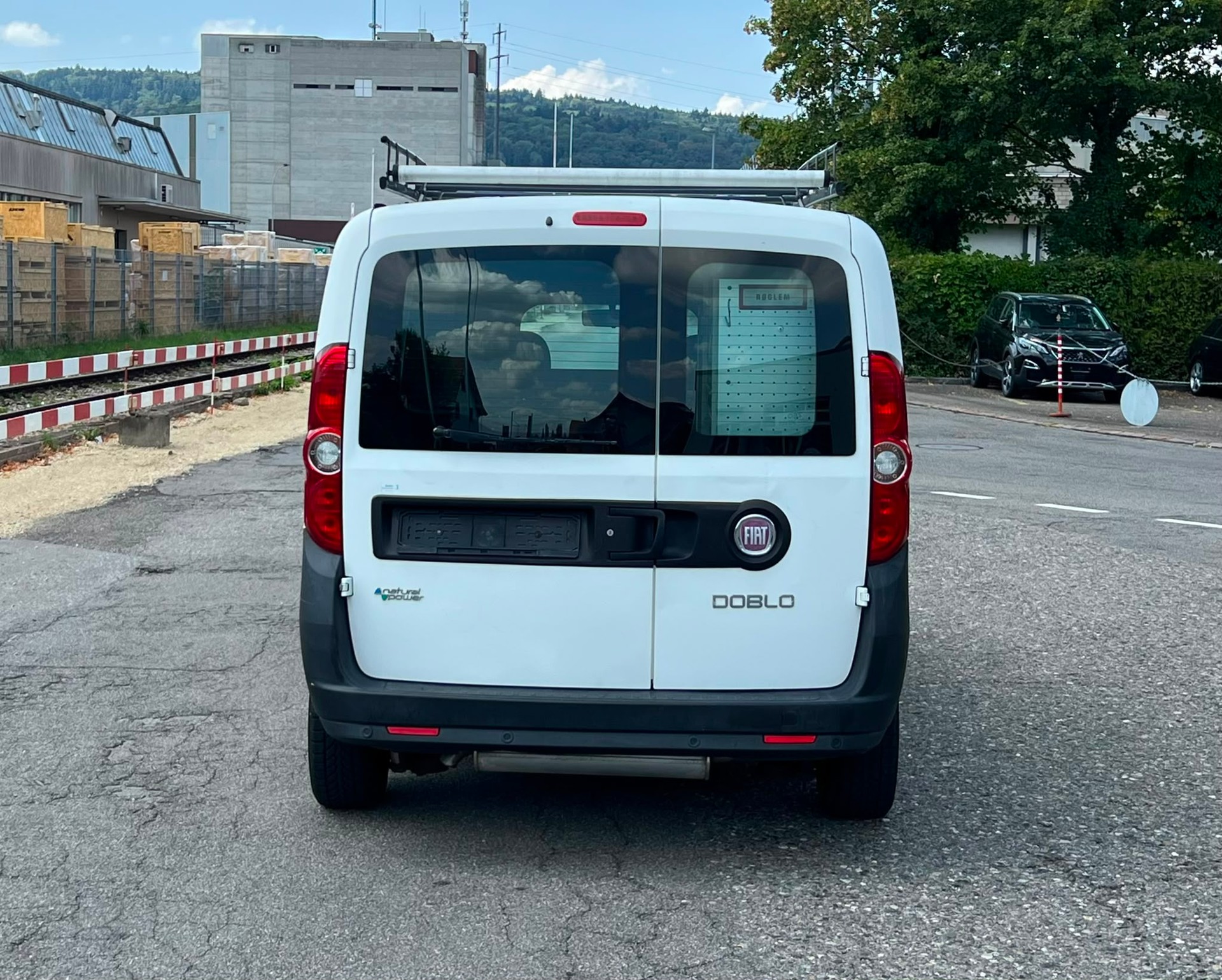 FIAT Doblò 1.4 Natural Power Cargo Swiss *Frisch ab MFK*-image-3