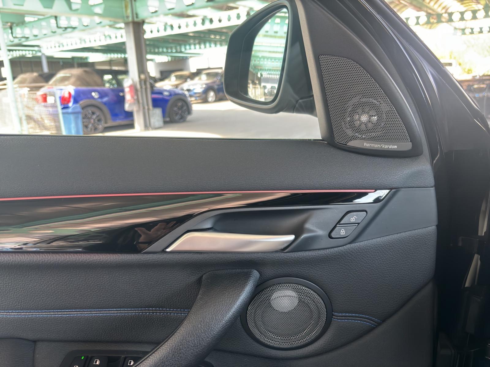 BMW X1 25d xDrive SAG-image-18