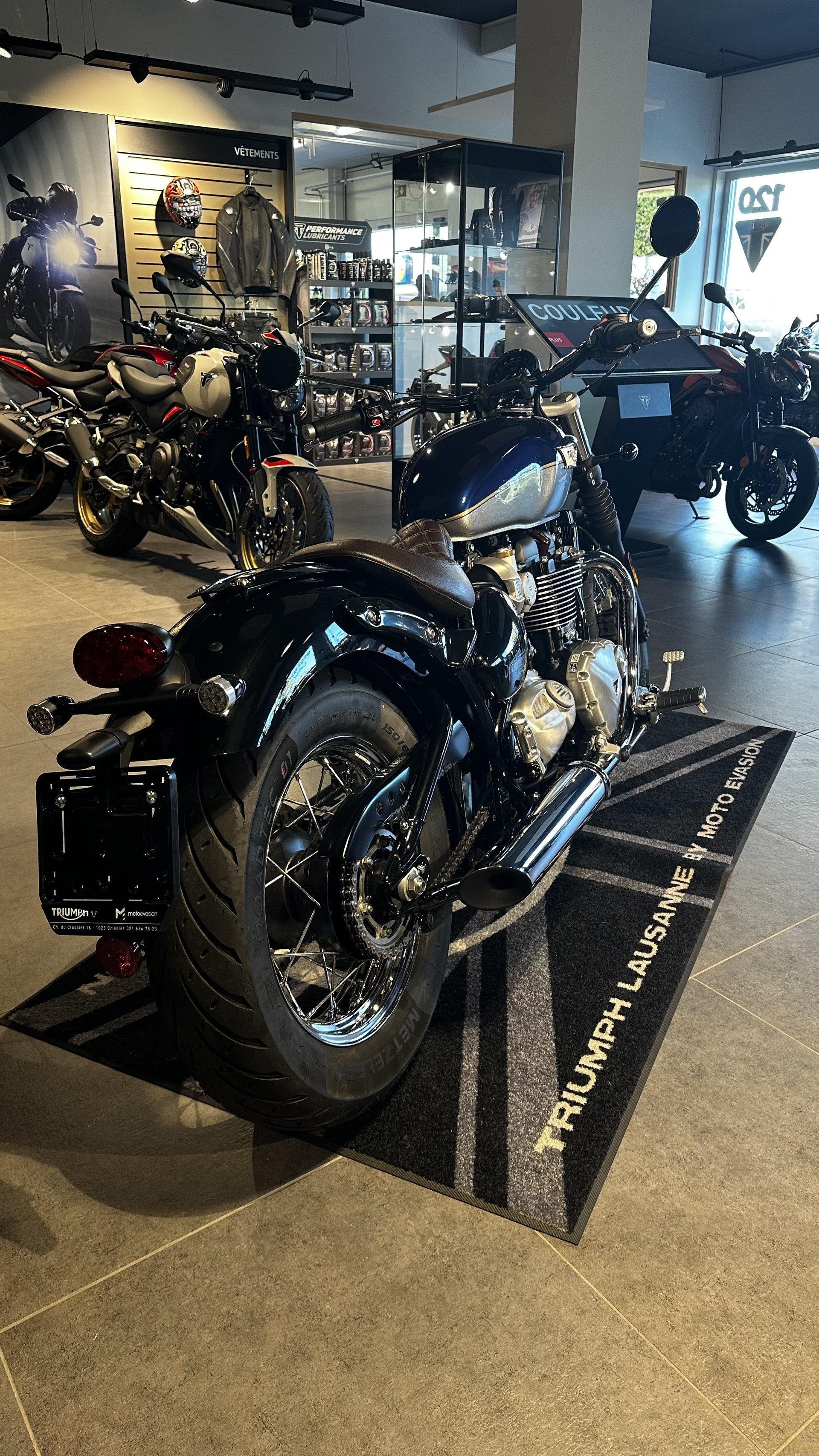 TRIUMPH Speedmaster-showroom-element-2