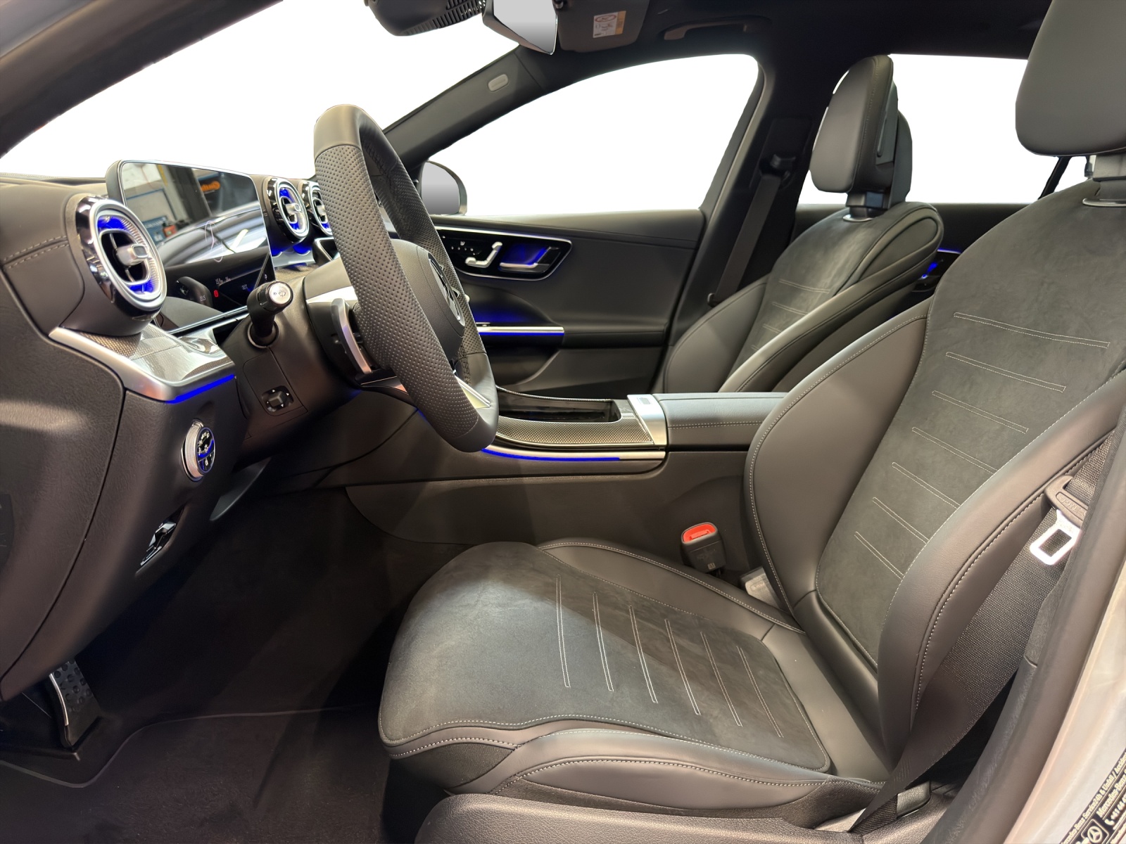 MERCEDES-BENZ C 220 d T 4 M Swiss Star-image-10