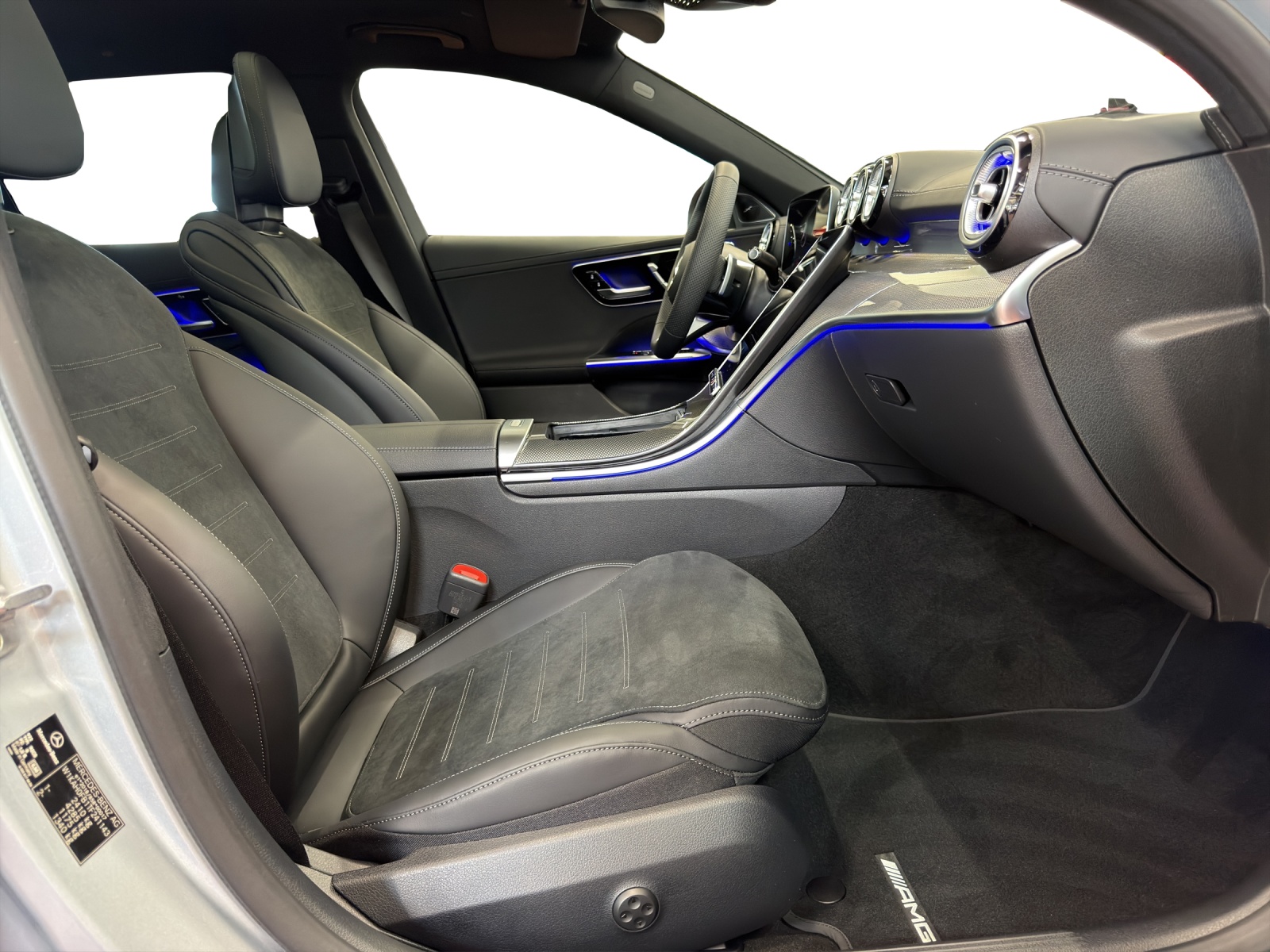 MERCEDES-BENZ C 220 d T 4 M Swiss Star-image-11
