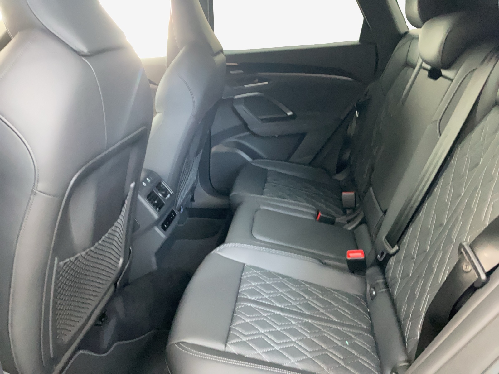 AUDI SQ5 TFSI quattro S-tronic-image-11