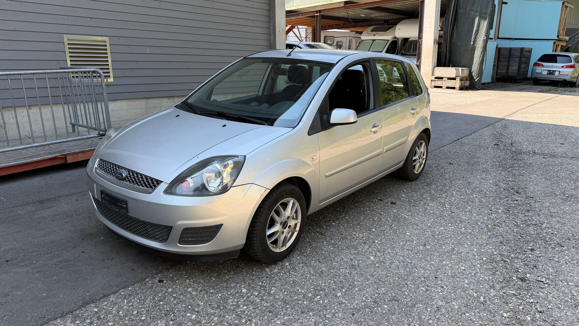 FORD Fiesta 1.4 16V Ghia