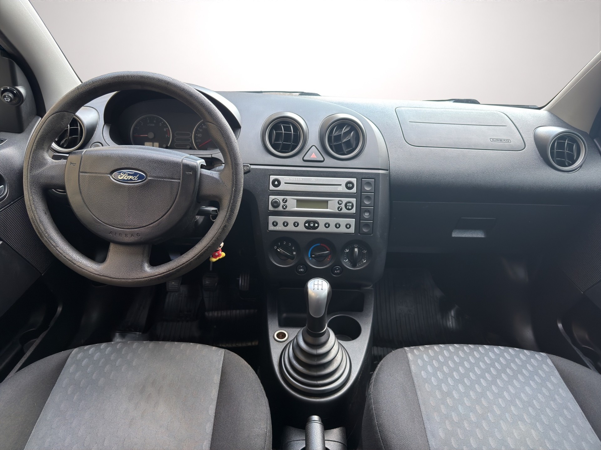 FORD Fiesta 1.4 16V Trend-image-12