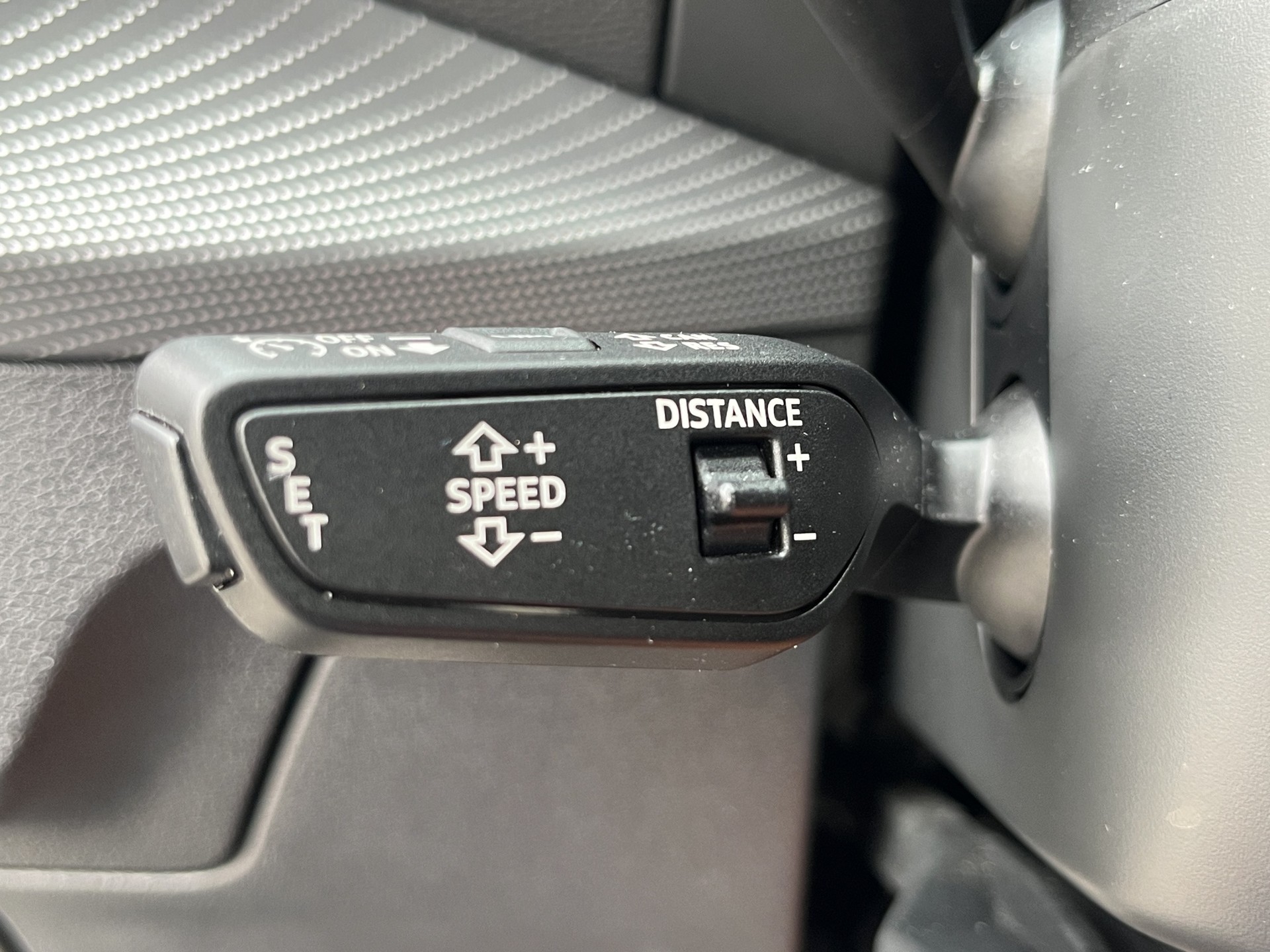 AUDI SQ2 TFSI qu. S-tronic *ACC Tempomat, Panoramadach, AHK, Sonos, Rückfahrkamera, 5 Jahre Garantie*-image-21