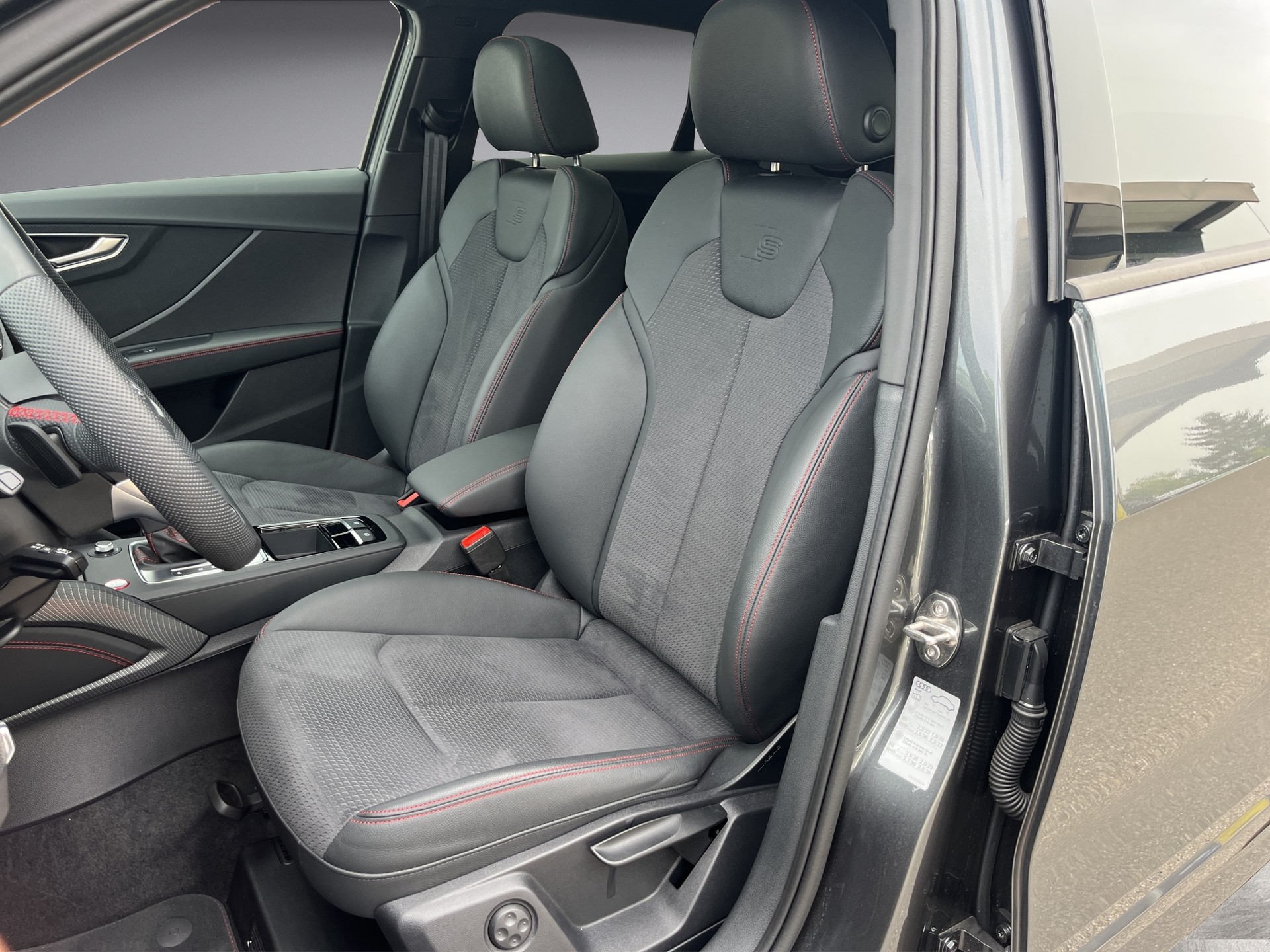 AUDI SQ2 TFSI qu. S-tronic *ACC Tempomat, Panoramadach, AHK, Sonos, Rückfahrkamera, 5 Jahre Garantie*-image-9
