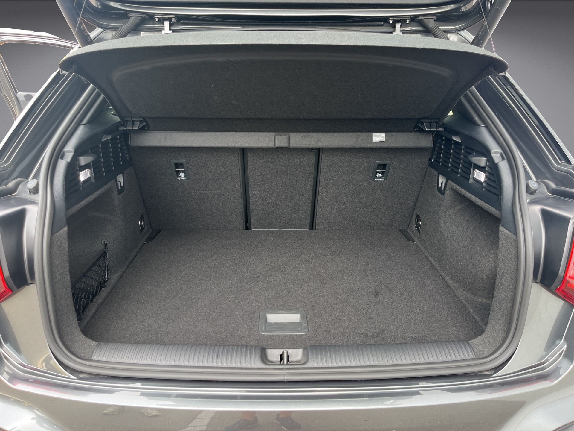 AUDI SQ2 TFSI qu. S-tronic *ACC Tempomat, Panoramadach, AHK, Sonos, Rückfahrkamera, 5 Jahre Garantie*-image-12
