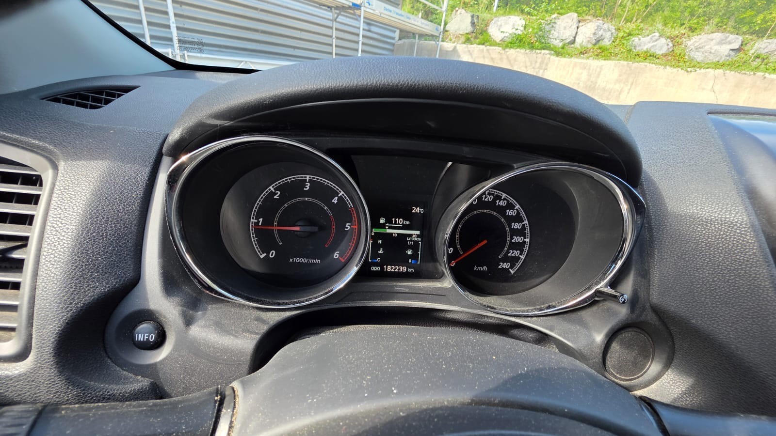 MITSUBISHI ASX 1.8 DID Intense 4WD-image-6