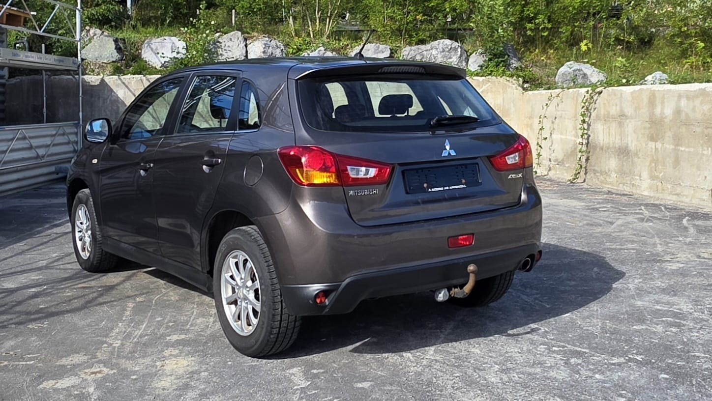 MITSUBISHI ASX 1.8 DID Intense 4WD-image-3