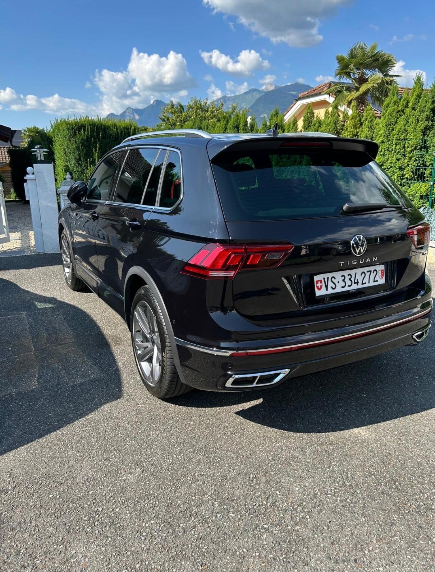 VW Tiguan 1.5TSI Evo R-Line DSG-showroom-element-3