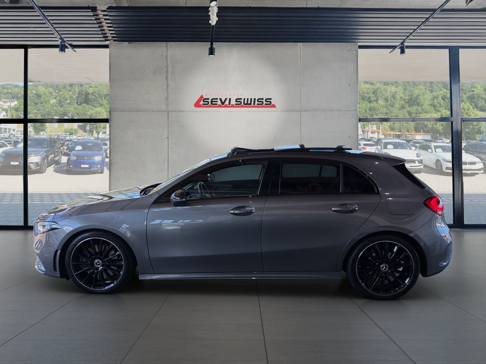 MERCEDES-BENZ A 250 4Matic AMG Line 4Matic 7G-DCT*Ab MFK,1 Jahr oder 20'000km Garantie*-image-4