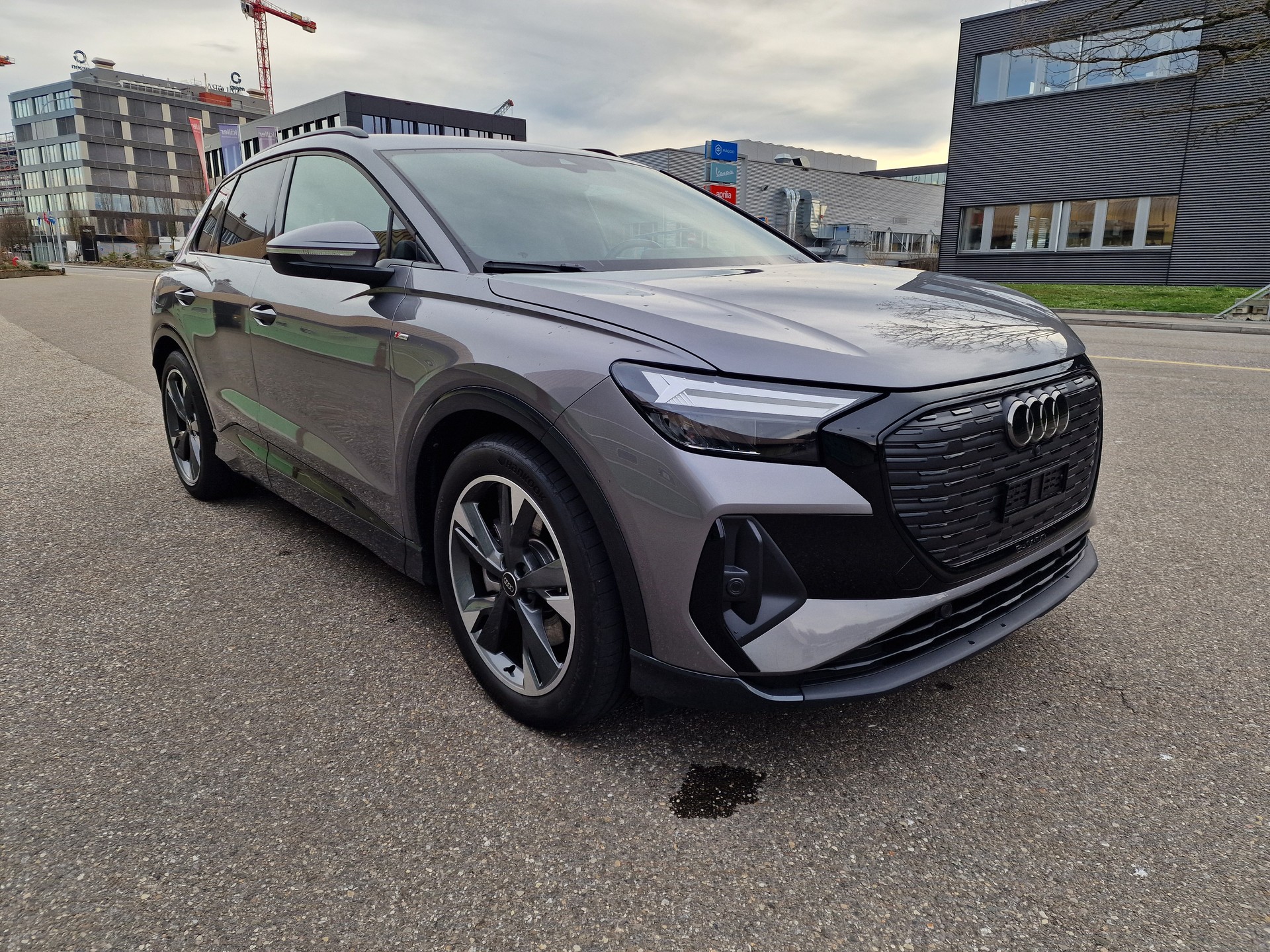 AUDI Q4 e-tron 40-image-6