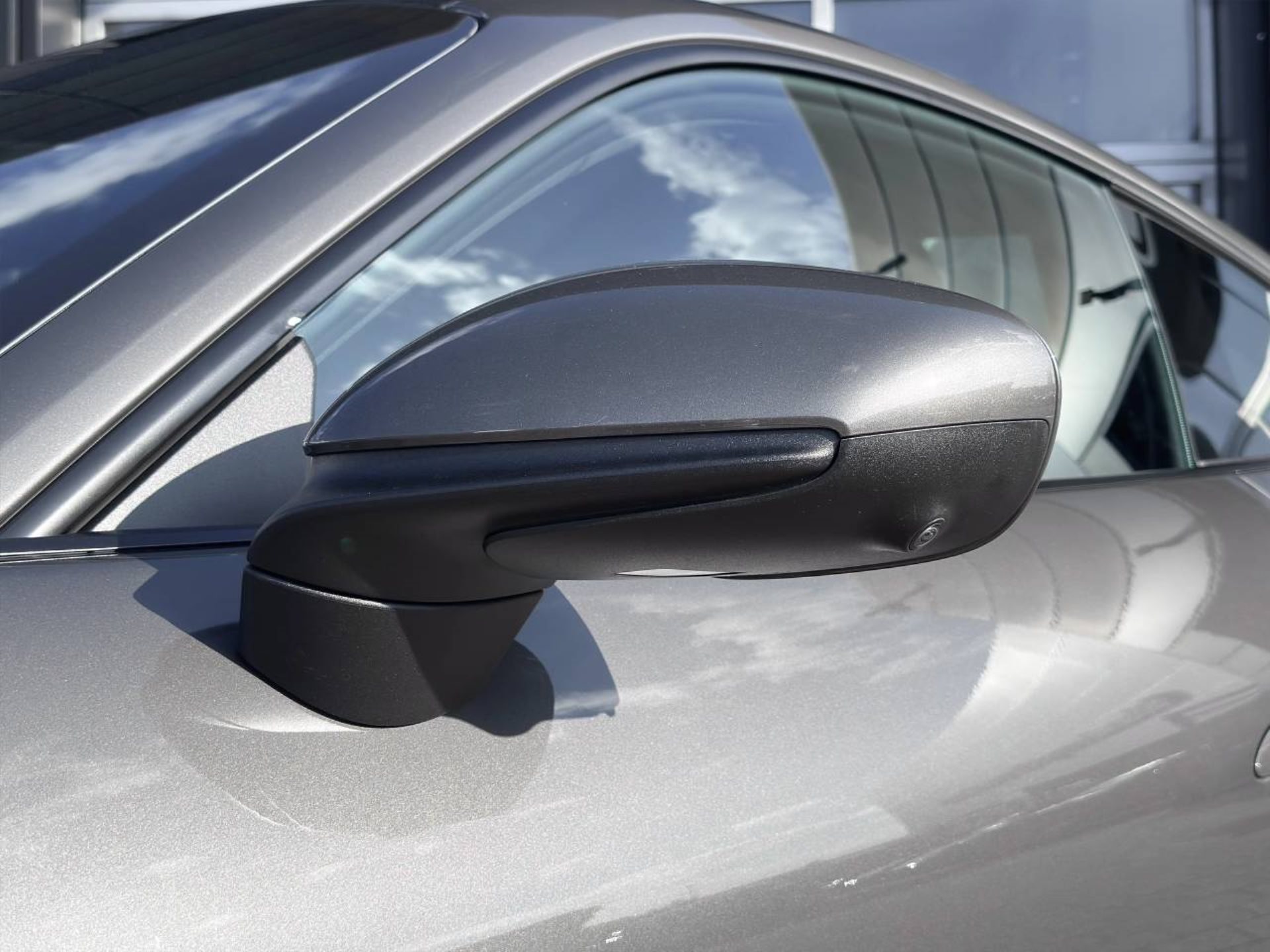 PORSCHE 911 Carrera 4S-image-14