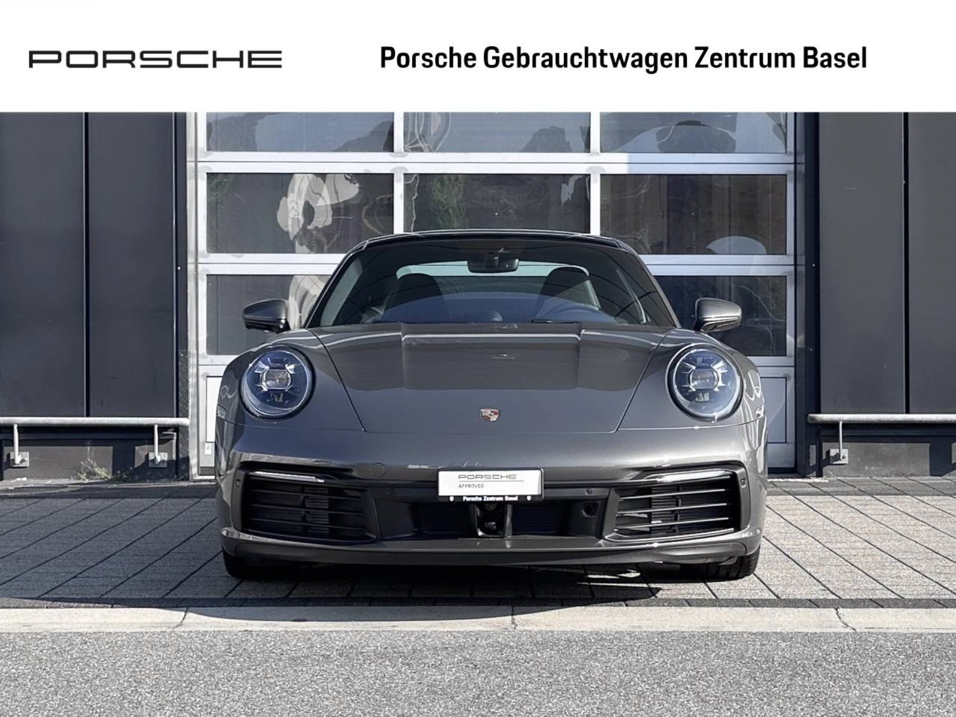 PORSCHE 911 Carrera 4S-image-6