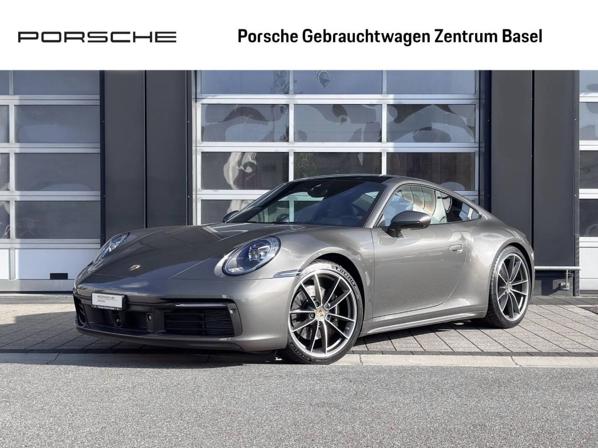 PORSCHE 911 Carrera 4S-image-0