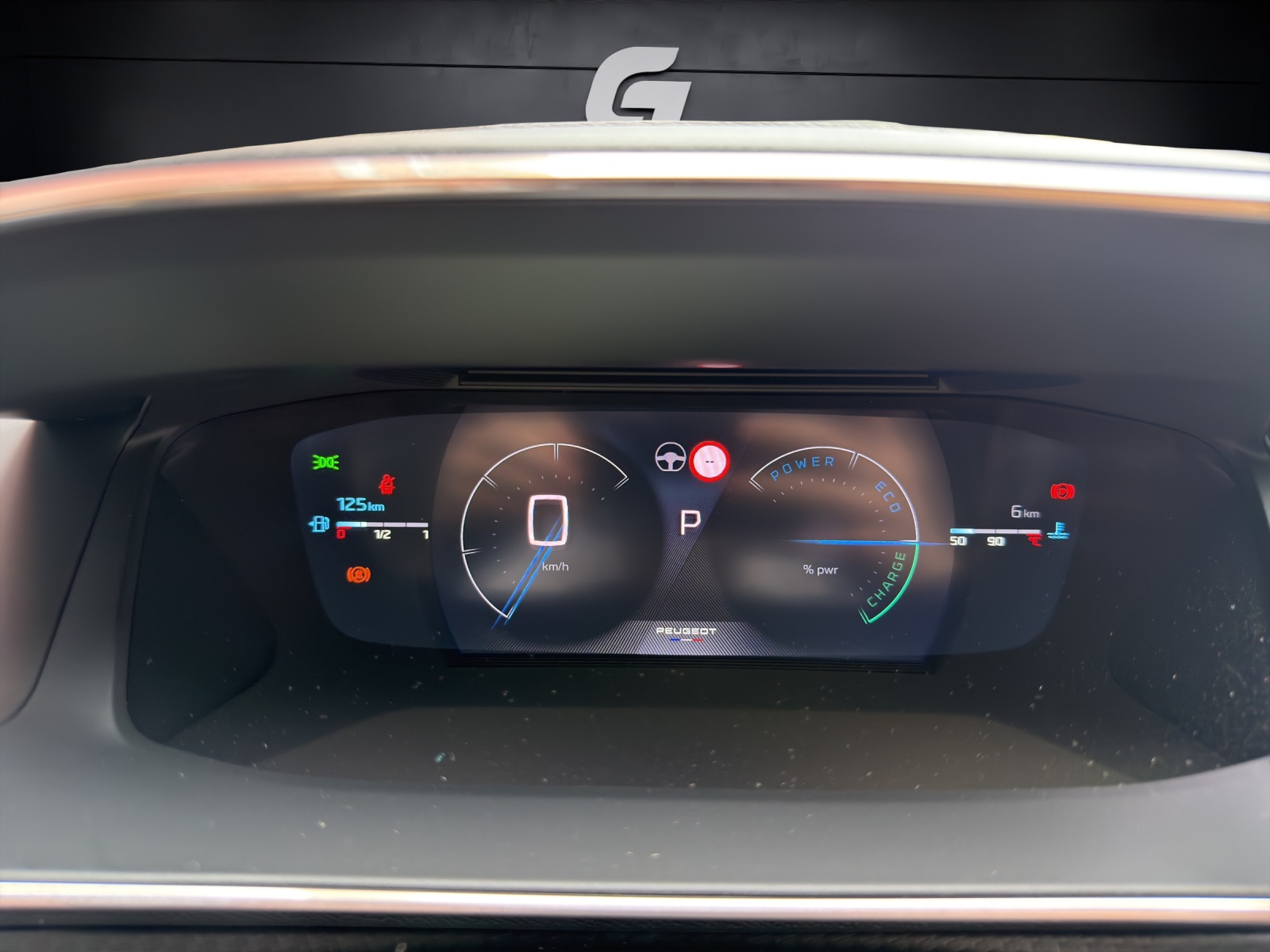 PEUGEOT 208 NEW 1.2 MHEV 145 GT Exclusive-image-11