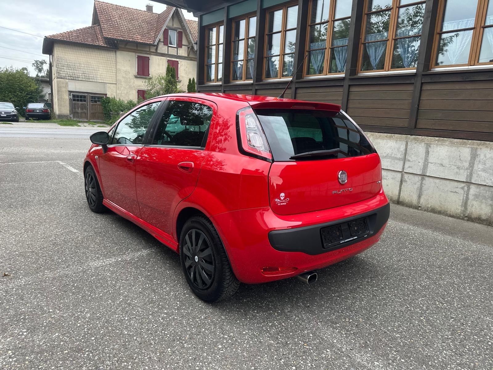 FIAT Punto Evo 1.4 16V Turbo Sport-image-2