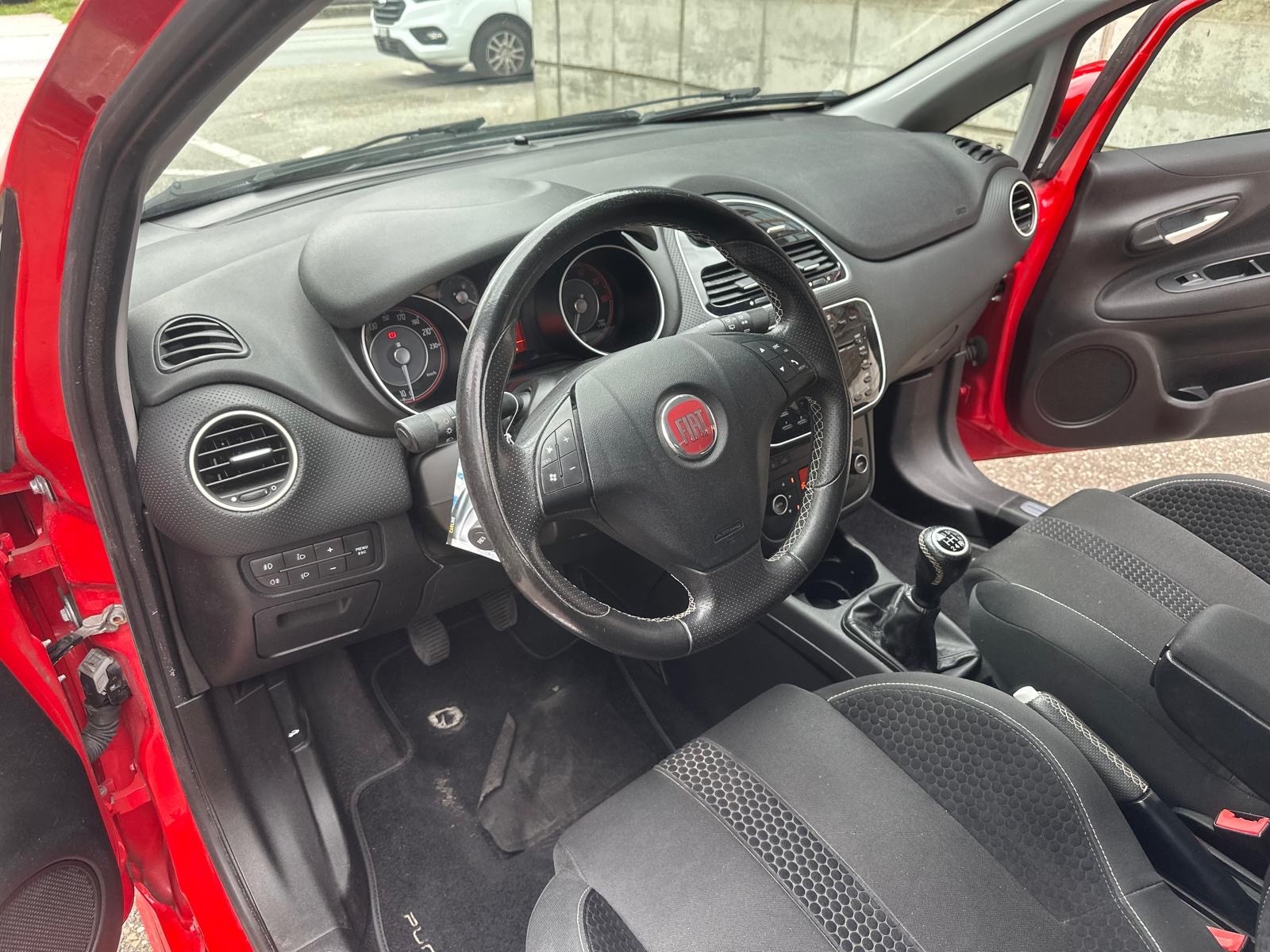 FIAT Punto Evo 1.4 16V Turbo Sport-image-8