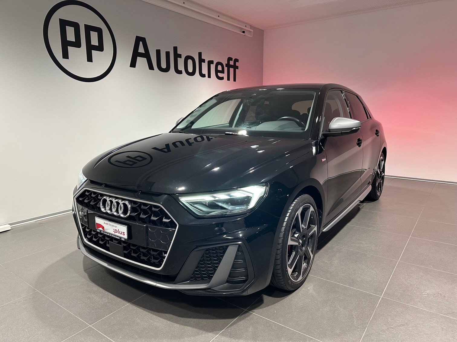 AUDI A1 Sportback 40 TFSI S Line S-tronic-image-0