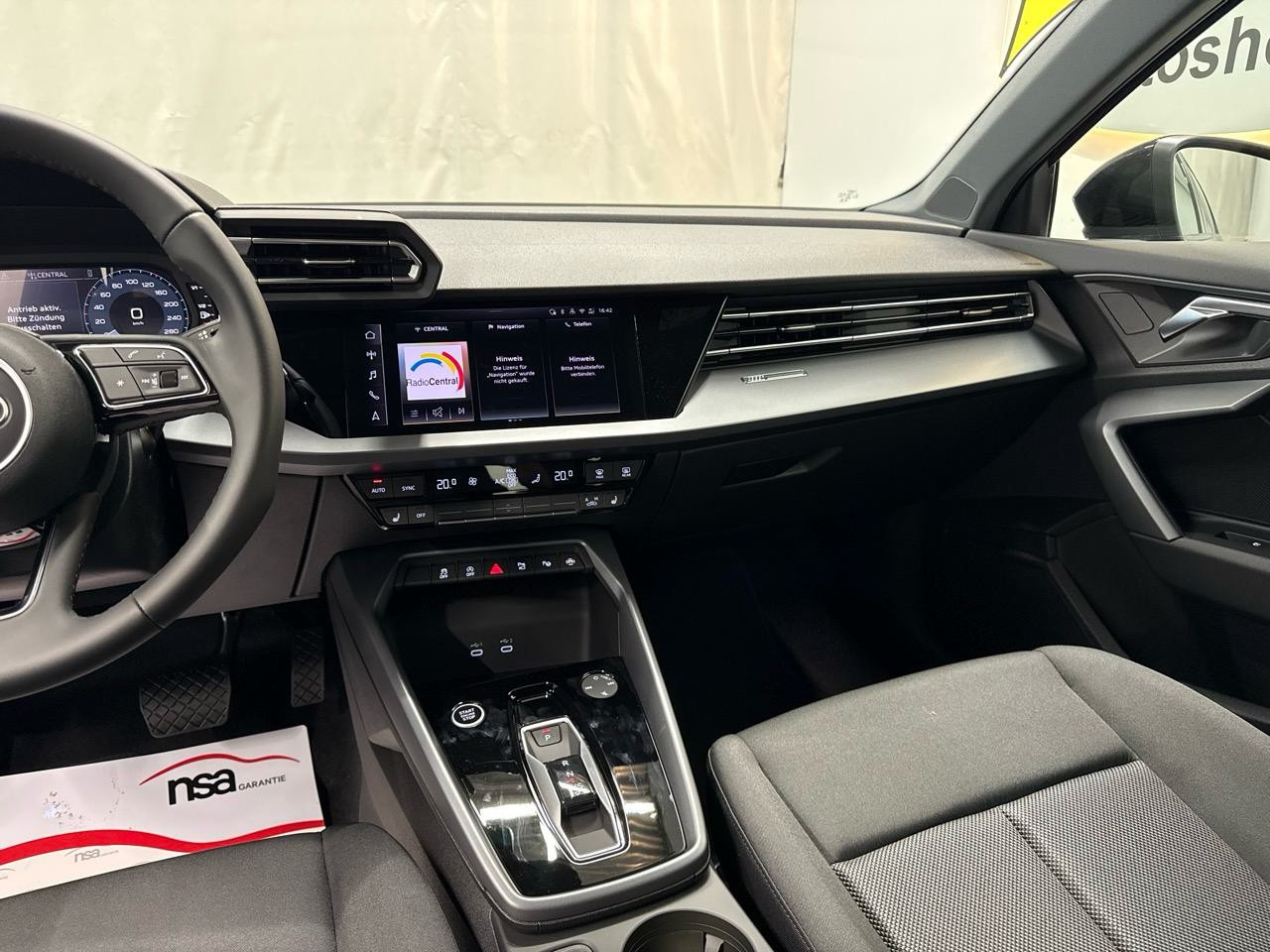 AUDI A3 Sportback 35 TFSI Attraction S-tronic-image-7
