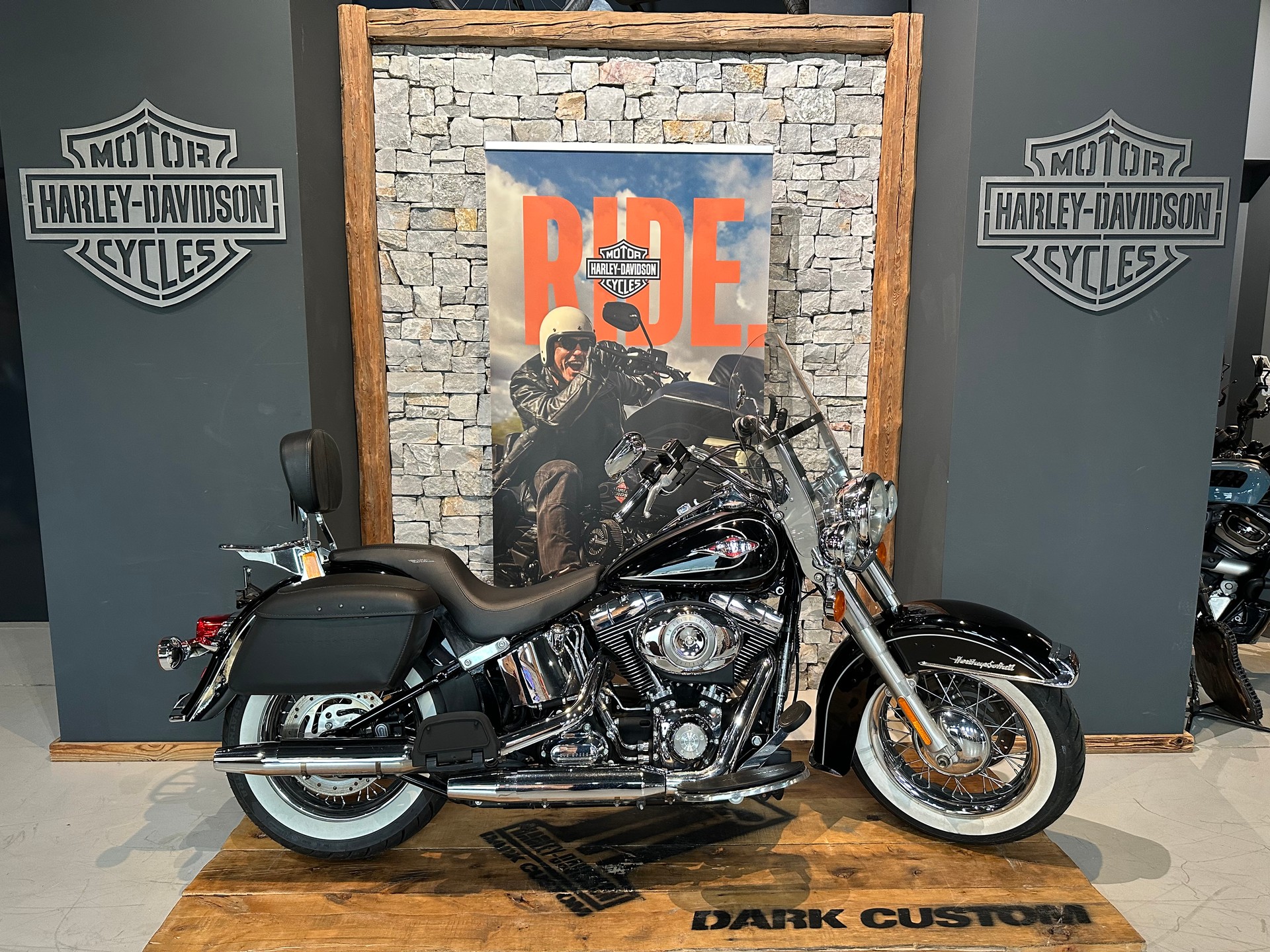 HARLEY-DAVIDSON FLSTC Softail Heritage Classic ABS