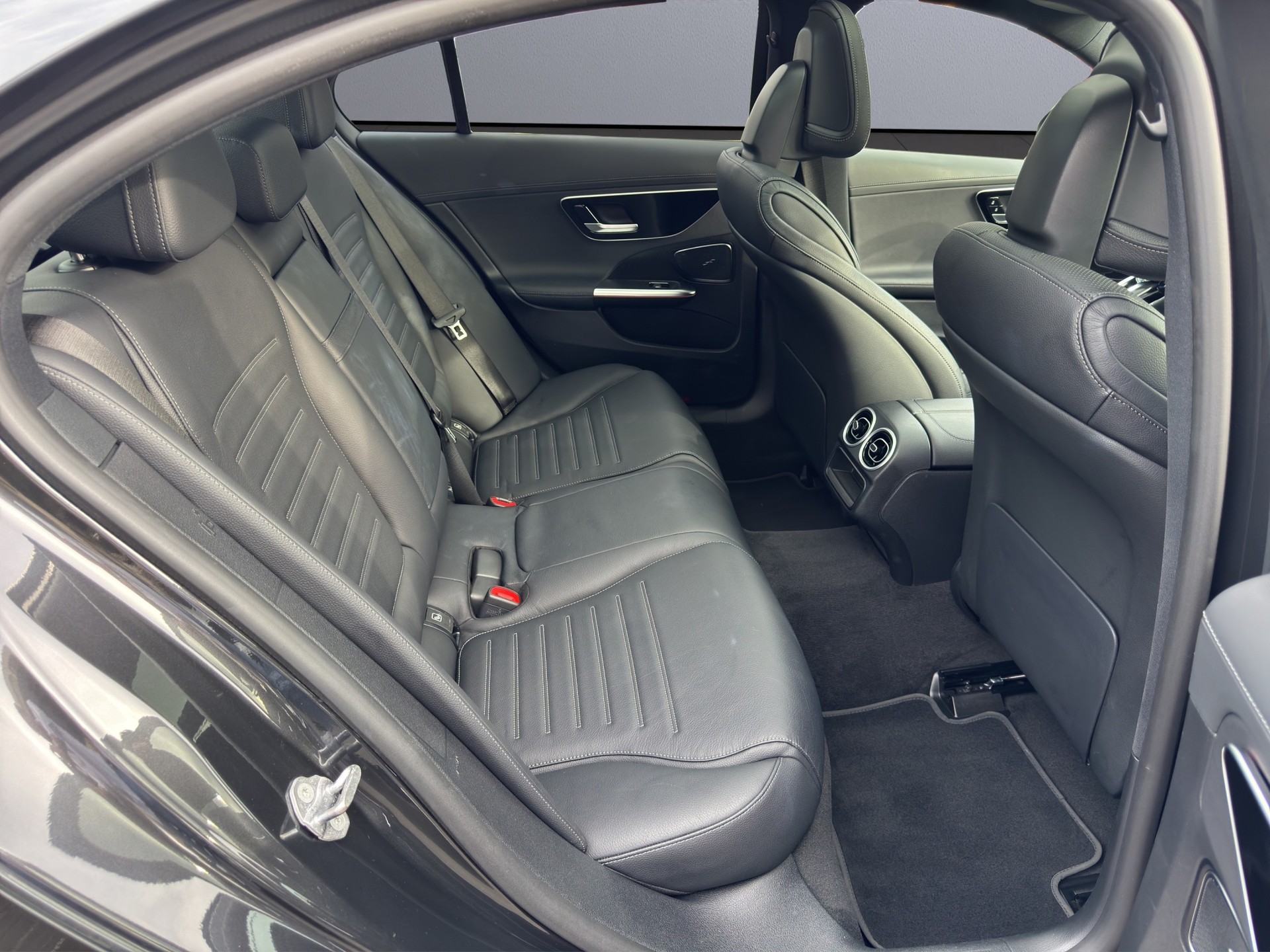 MERCEDES-BENZ C 43 AMG 4Matic-image-16