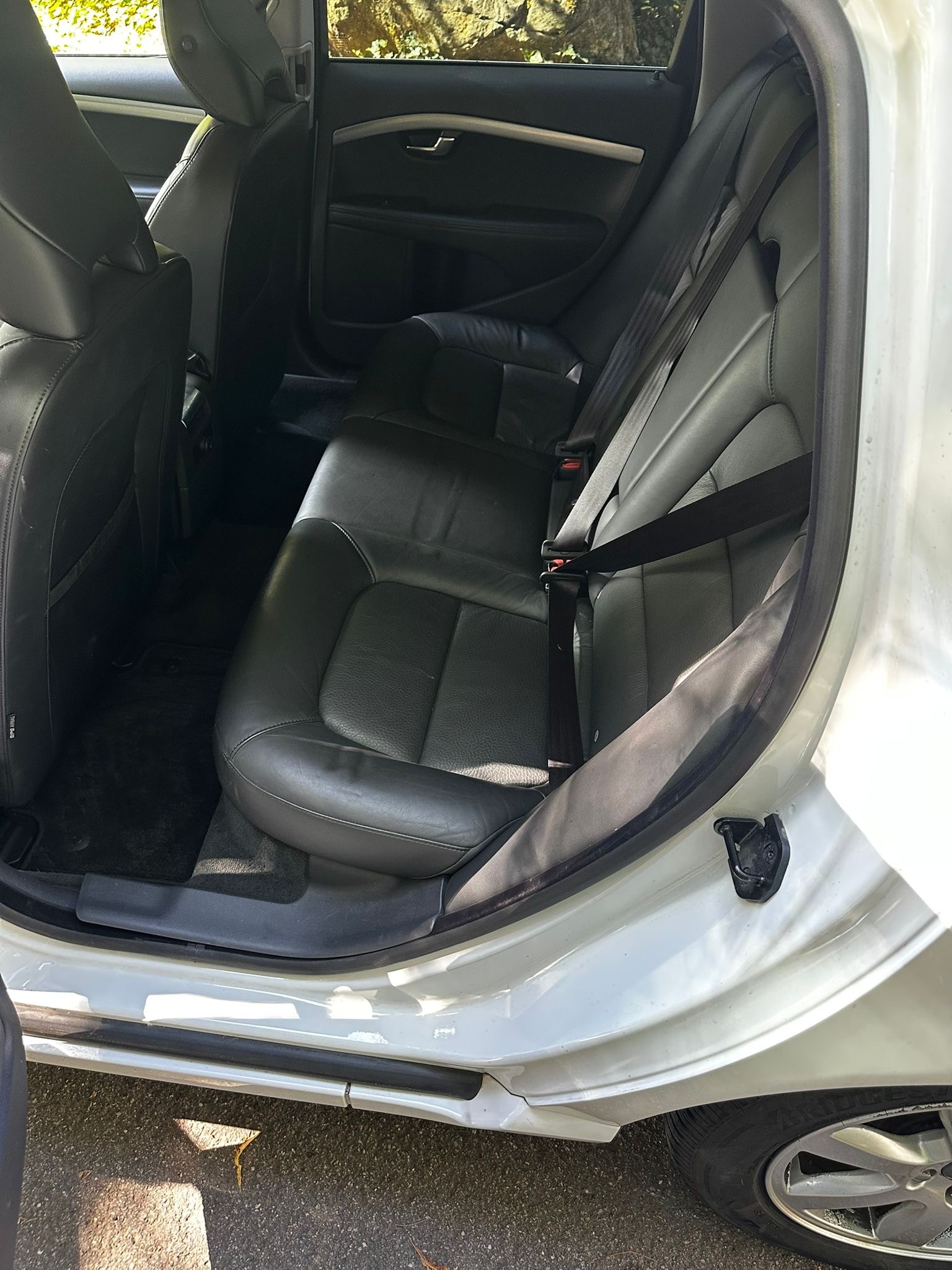 VOLVO V70 D5 AWD R-Design Geartronic-image-8