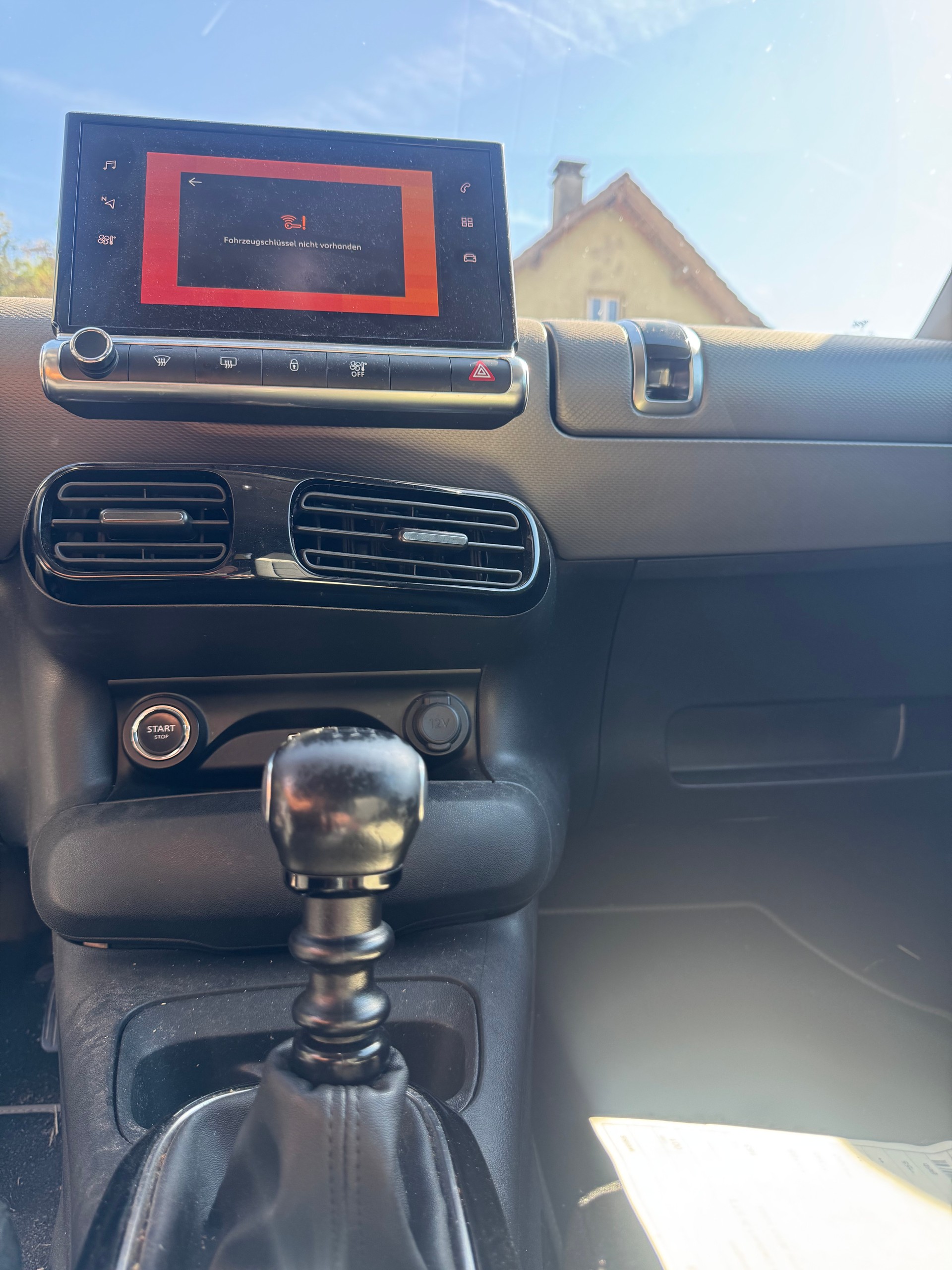 CITROEN C4 Cactus 1.2 Pure Tech Feel-image-8