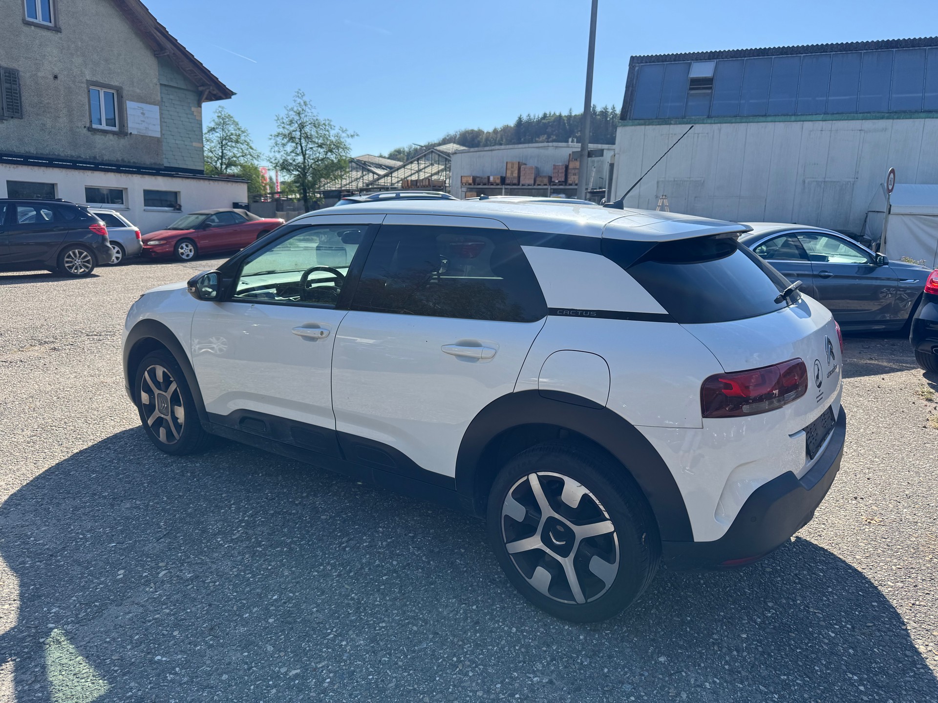 CITROEN C4 Cactus 1.2 Pure Tech Feel-image-3