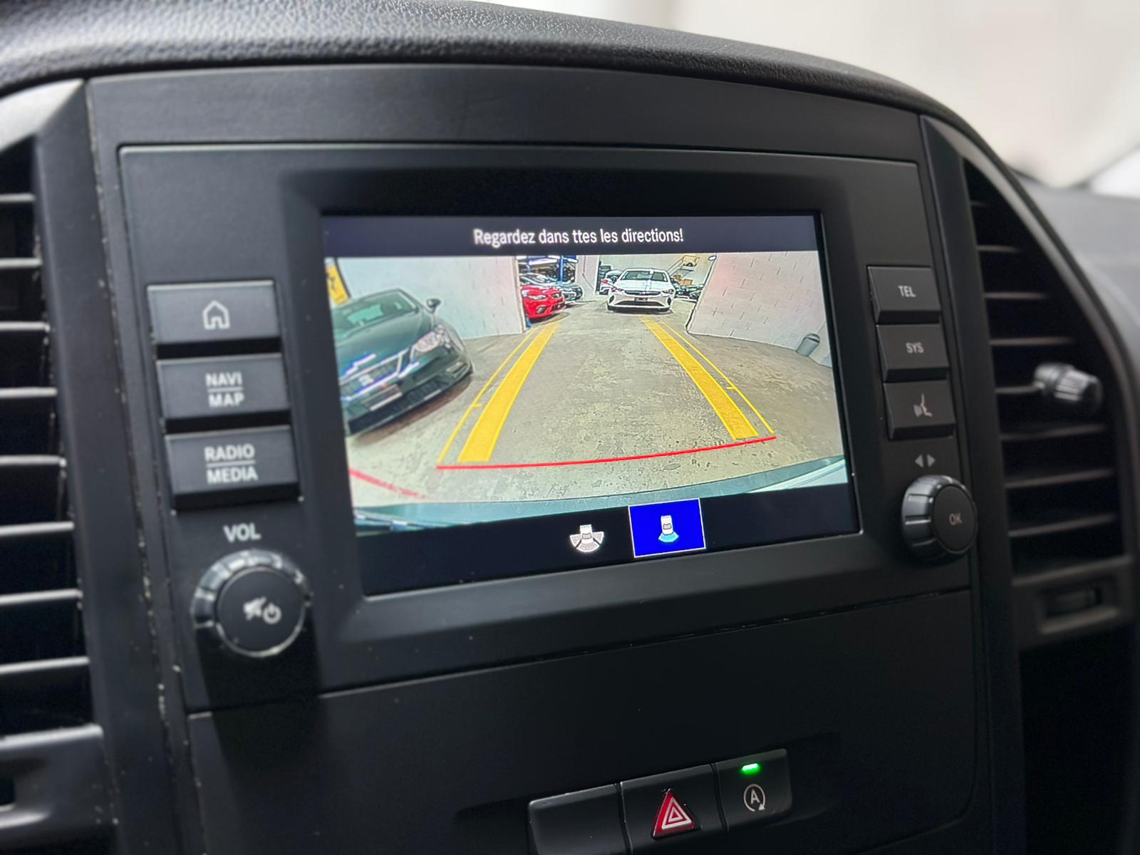 MERCEDES-BENZ Vito 110 CDI Worker Lang FWD-image-12
